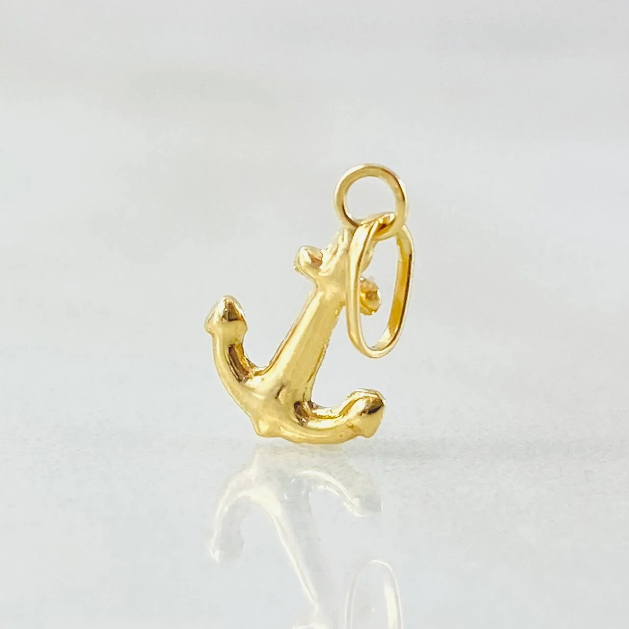 Dije Ancla 0.2 g / 3/4 in Oro Amarillo 18K - Image 3