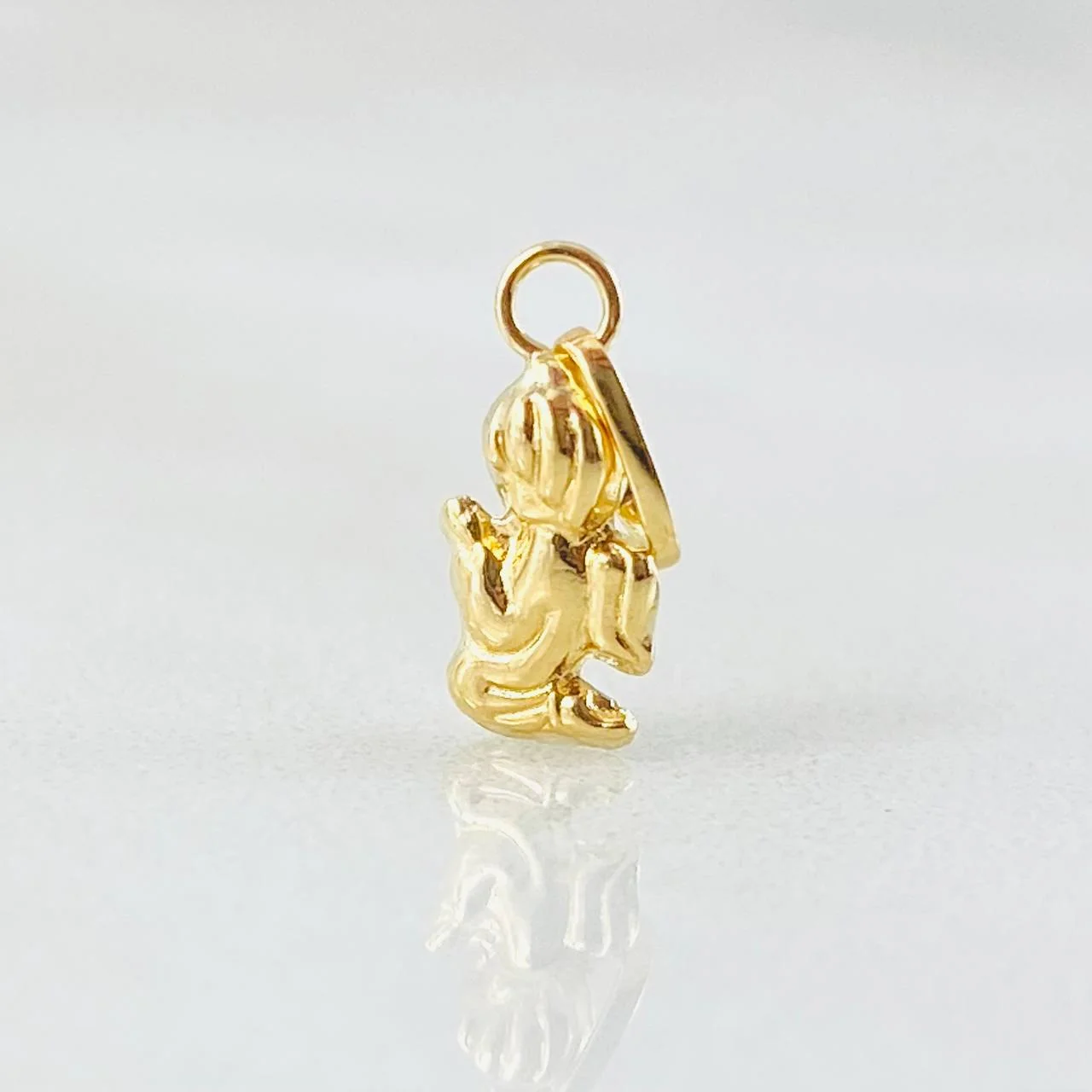 Dije Angel 0.2gr / 1/2 in / Oro Amarillo 18K ©