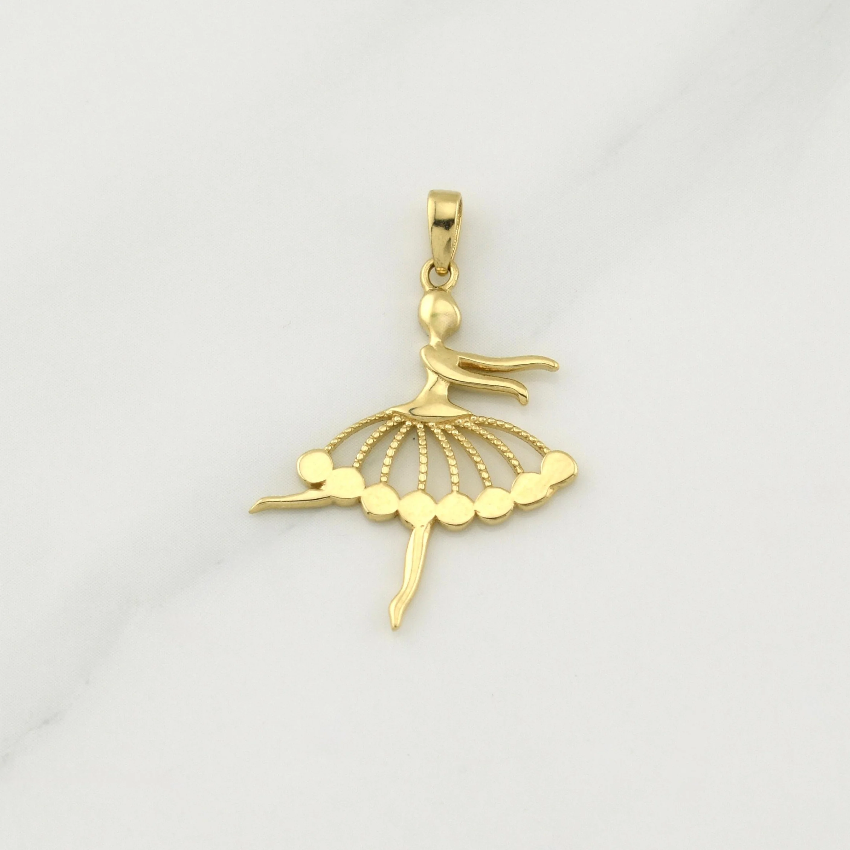 Dije Bailarina 1.4 g / 1 1/4 in Oro Amarillo 18K