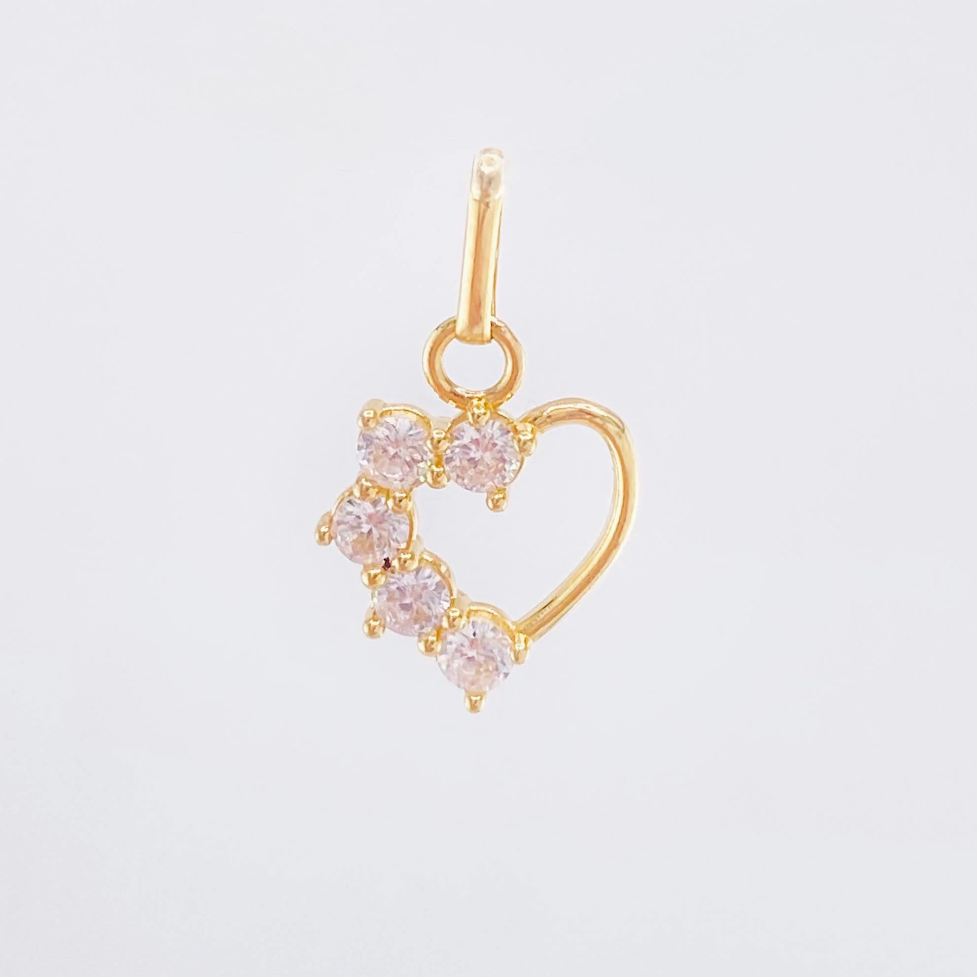 Dije Corazon Parcial Ampliado 0.9gr / 3/4 in / Oro Amarillo 18K © - Image 3