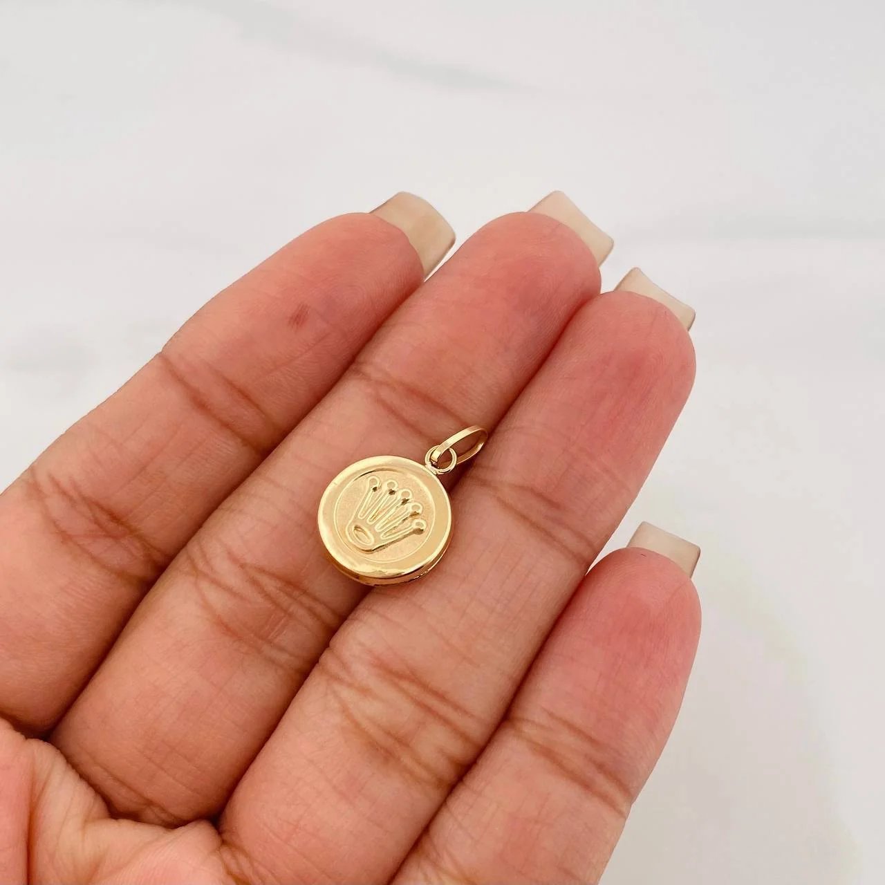 Dije Corona 0.95 g / 3/4 in Oro Amarillo 18K - Image 4