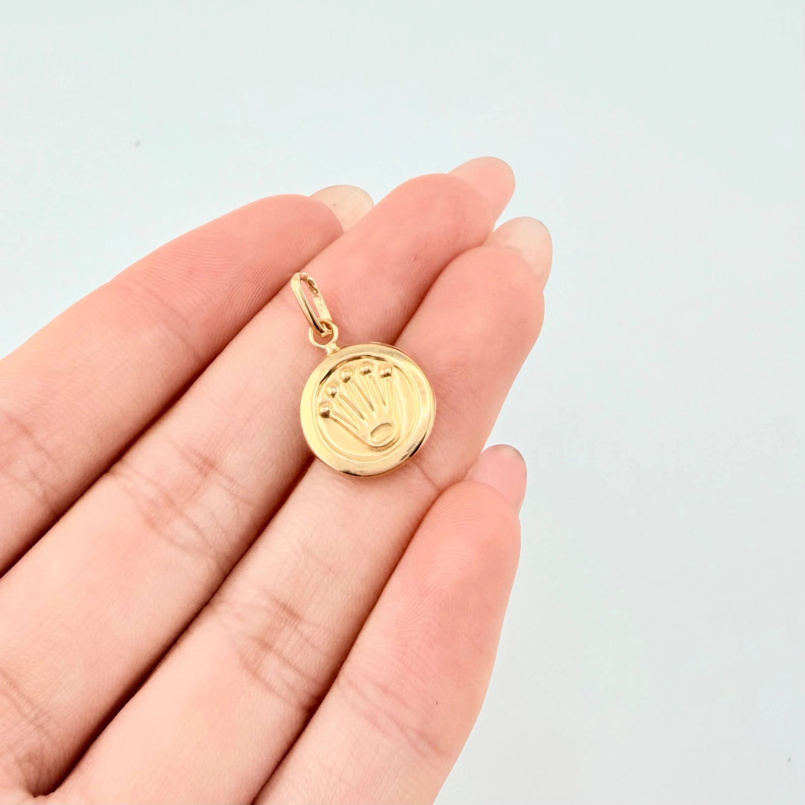 Dije Corona Circular 0.85gr / 1 in / Oro Amarillo 18K - Image 4