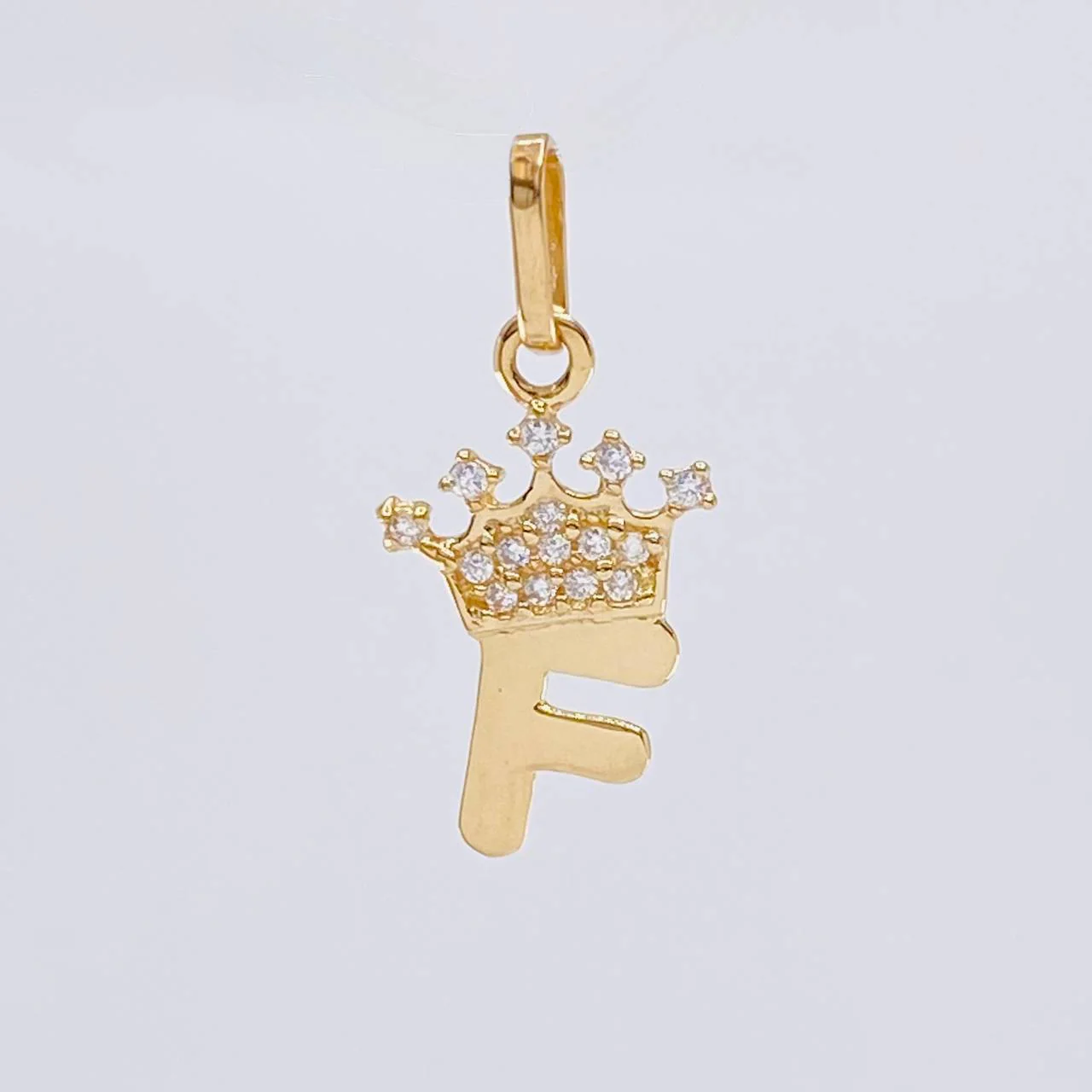 Dije Corona Letra F 0.65 g / 3/4 in Oro Amarillo 18K - Image 2