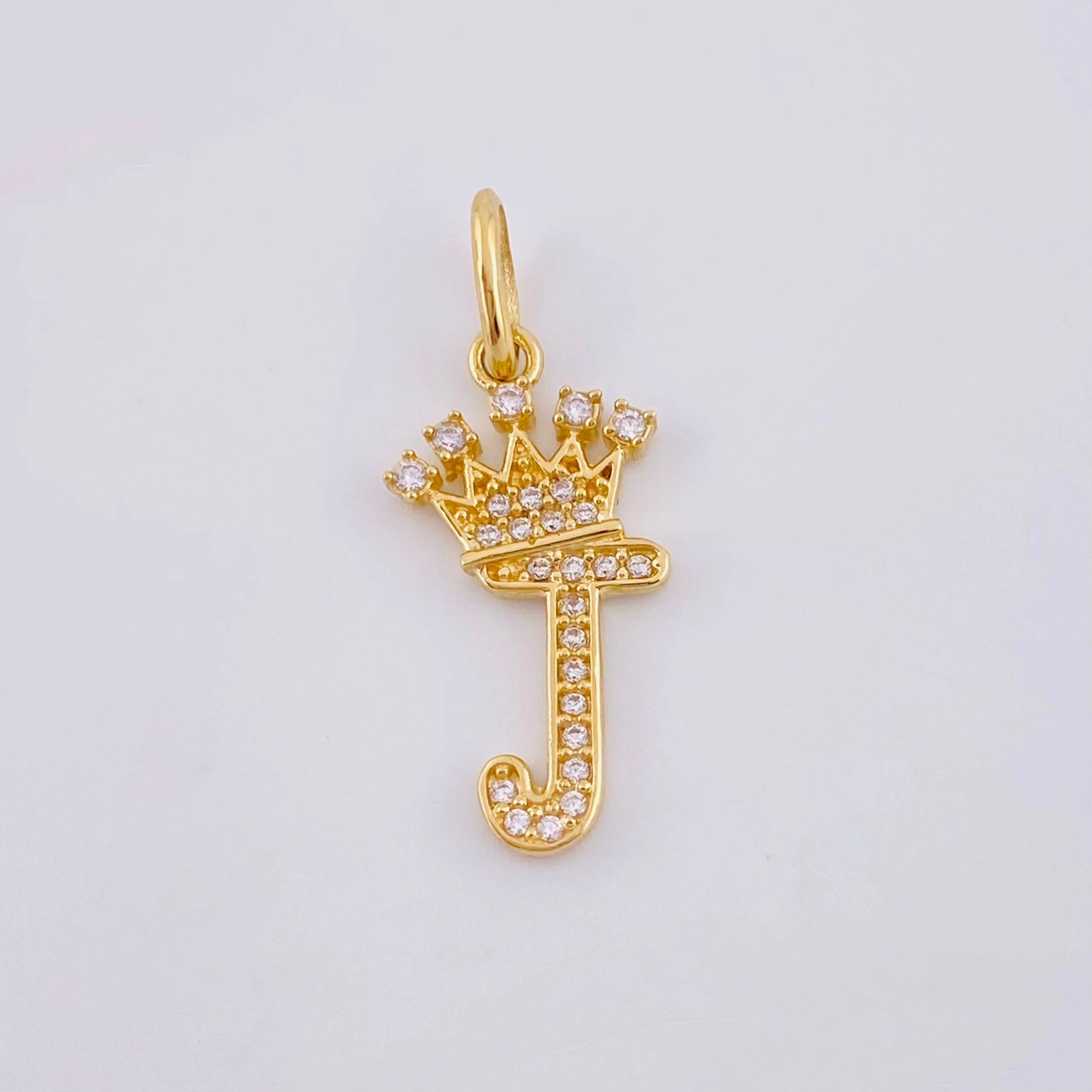 Dije Corona Letra J 1.4 g / 1 in Oro Amarillo 18K - Image 5