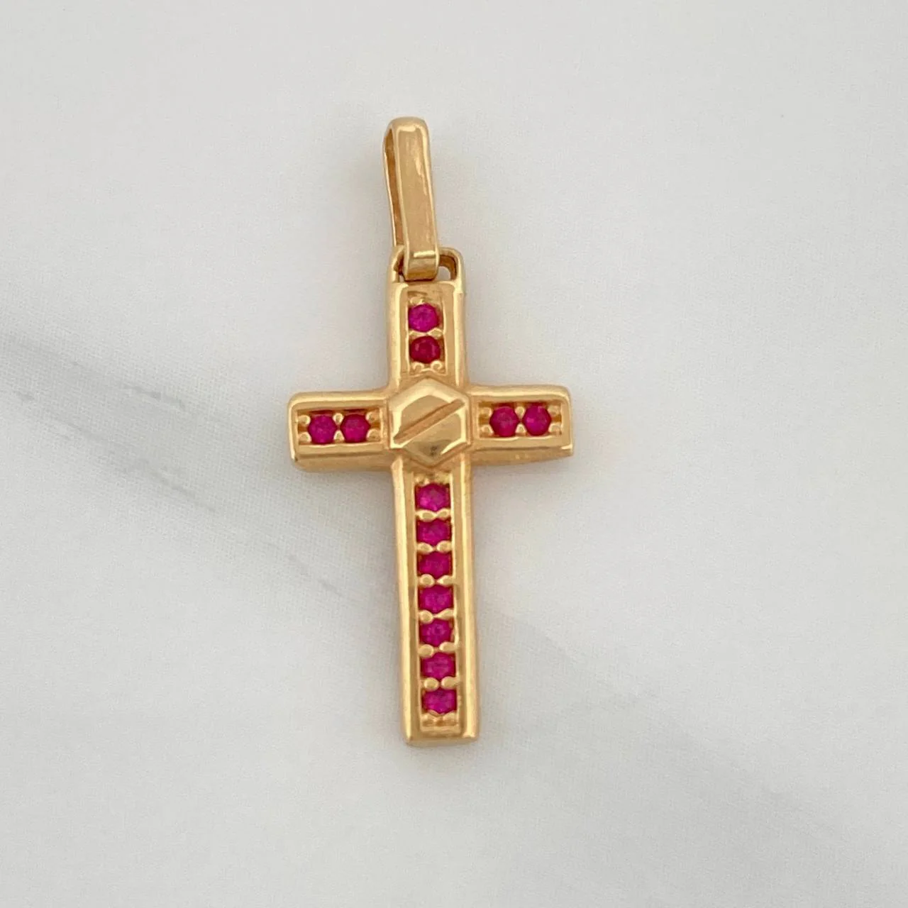 Dije Cruz 1.05gr / 3/4 in / Oro Amarillo 18K %