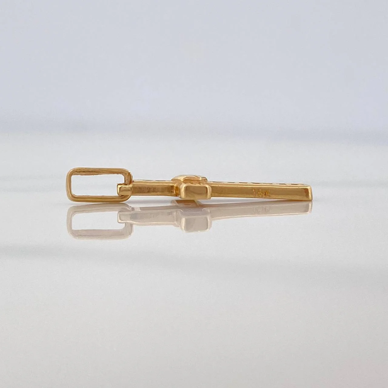 Dije Cruz 1.05gr / 3/4 in / Oro Amarillo 18K % - Image 3