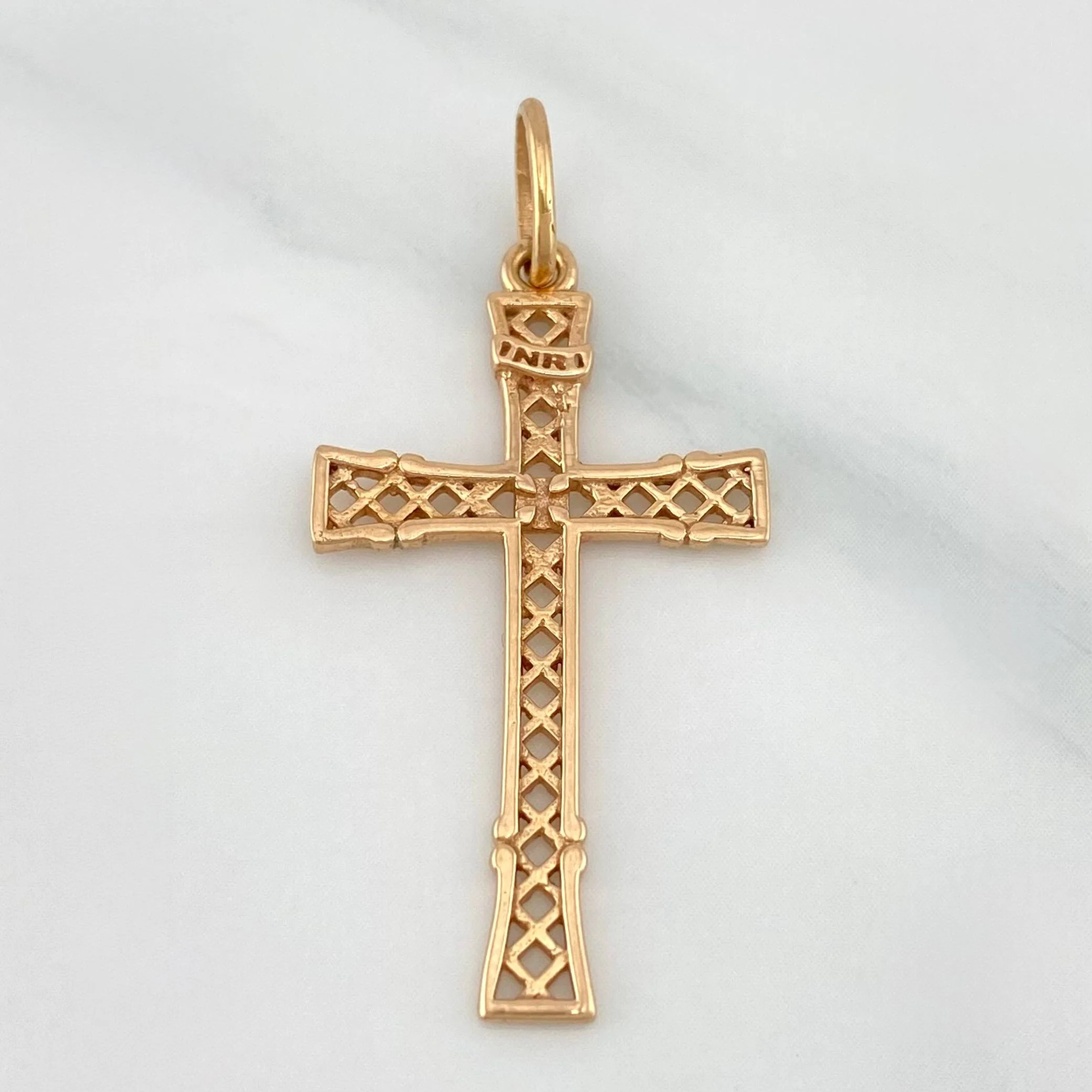 Dije Cruz 1.75 g / 1 1/2 in Oro Rosa 18K