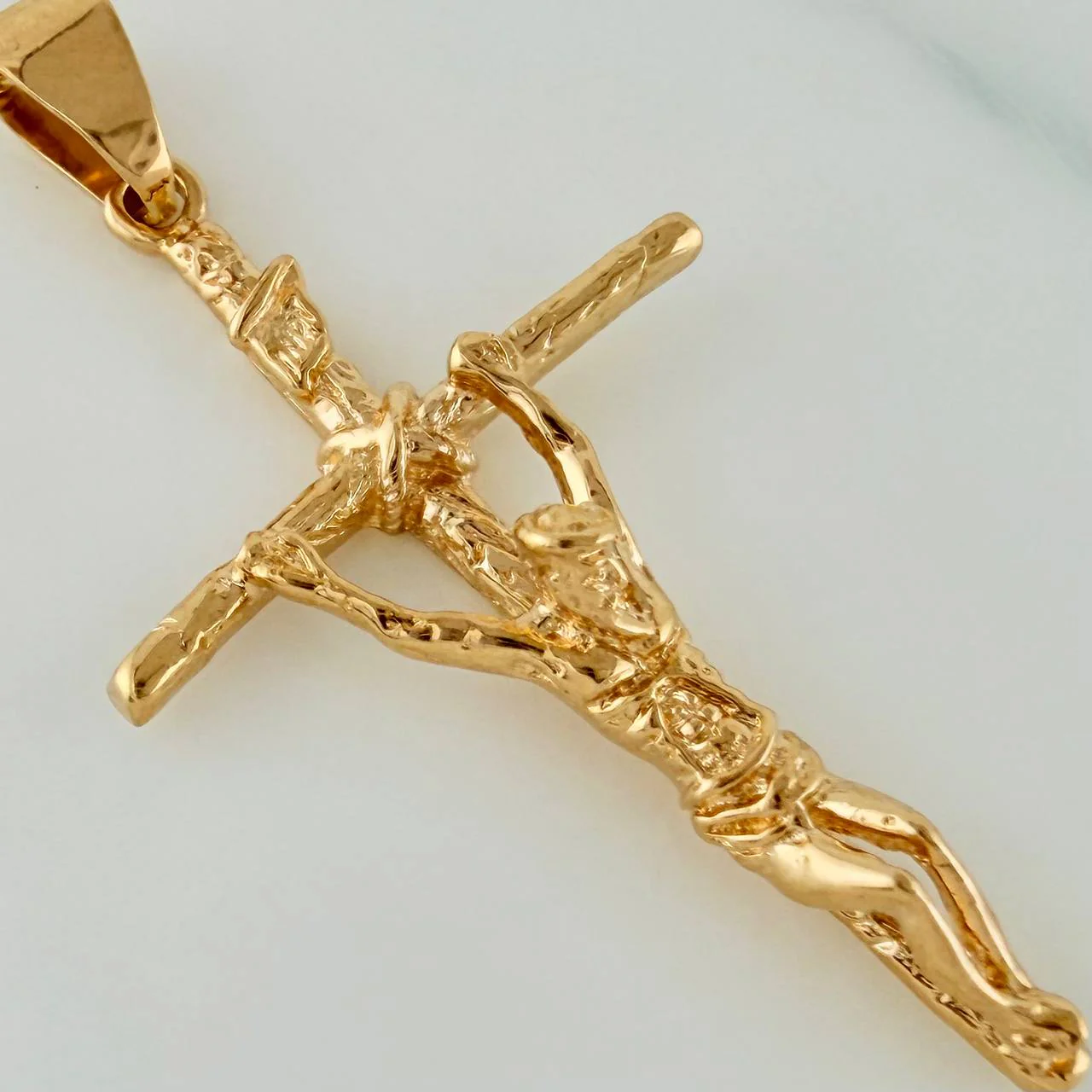 Dije Cruz Cristo 3.65gr / 1 3/4 in / Oro Amarillo 18K $ - Image 3