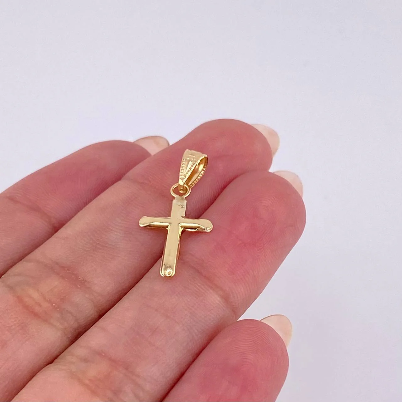 Dije Cruz Puntas Planas 0.5 g / 1 in Oro Amarillo 18K - Image 3