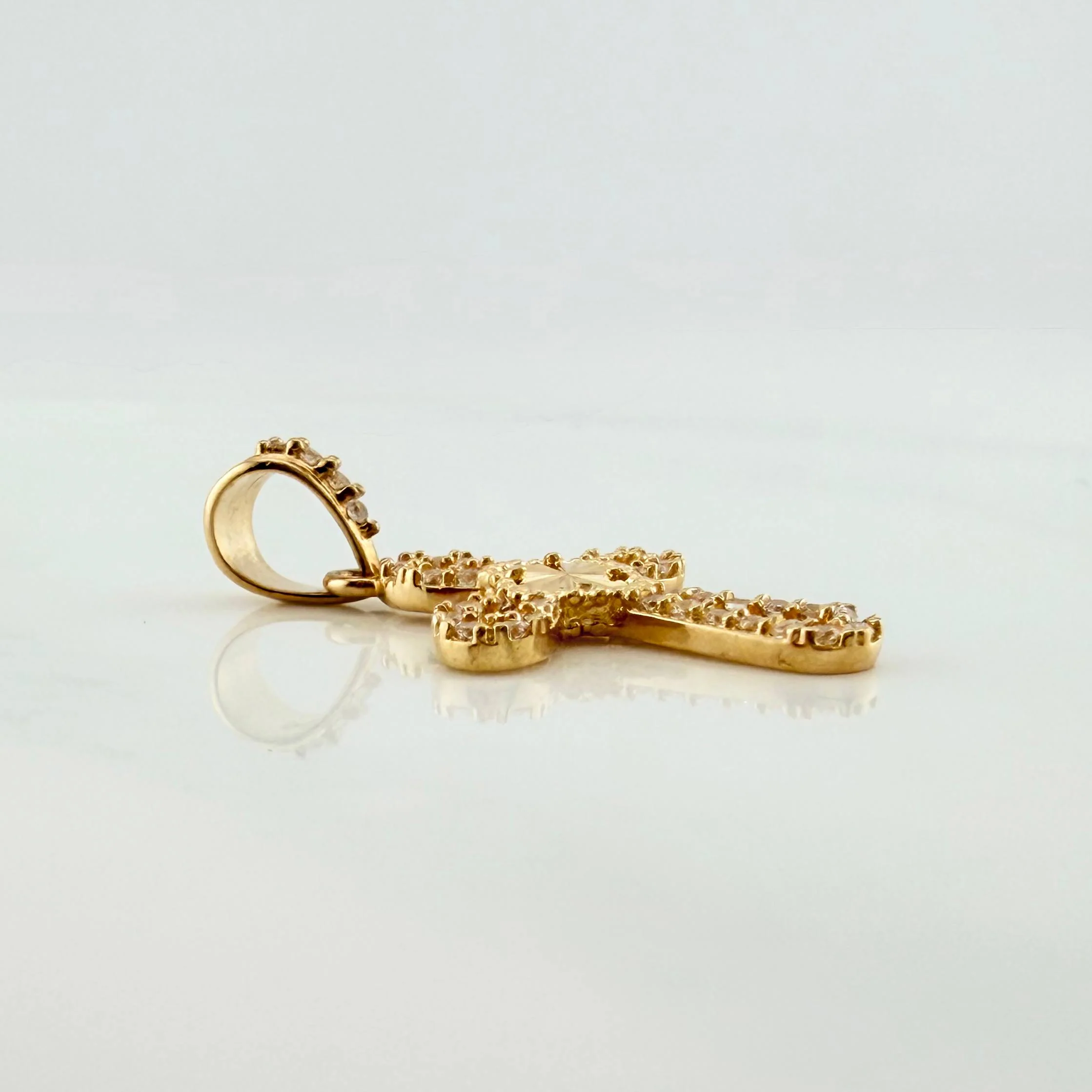 Dije Cruz Trebol 1.25 g / 1 in Oro Amarillo 18K - Image 3