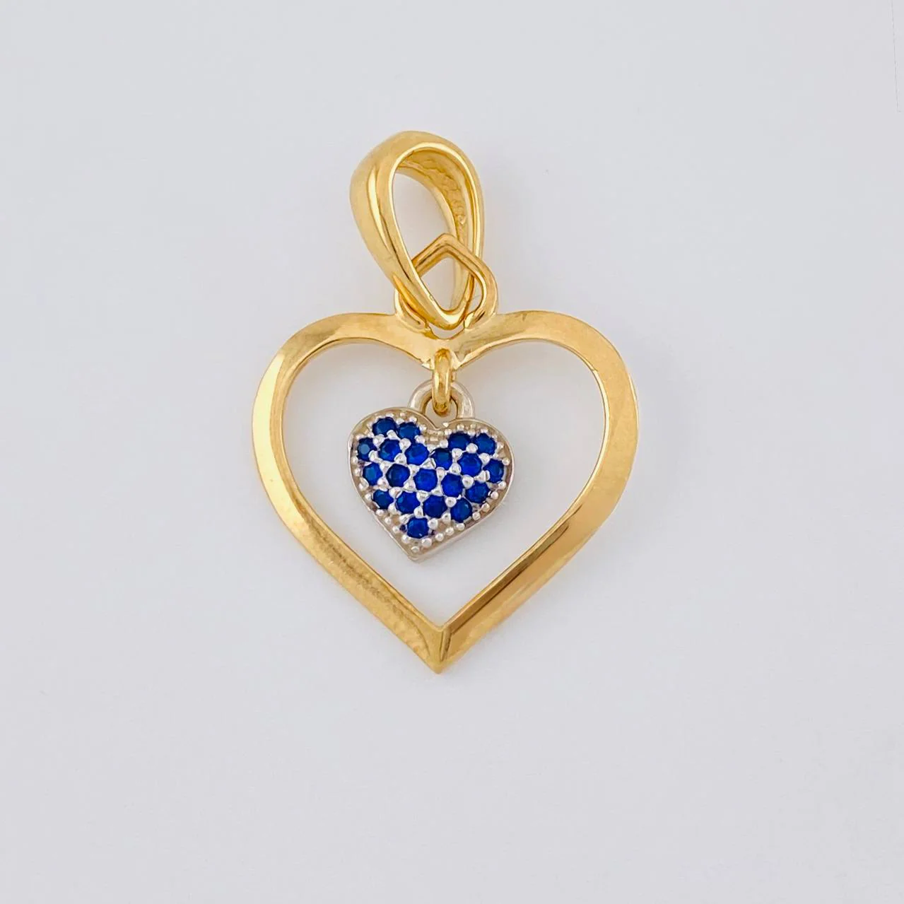 Dije Doble Corazón Colgante 1.95 g / 1 in Dos Oros Amarillo Blanco 18K