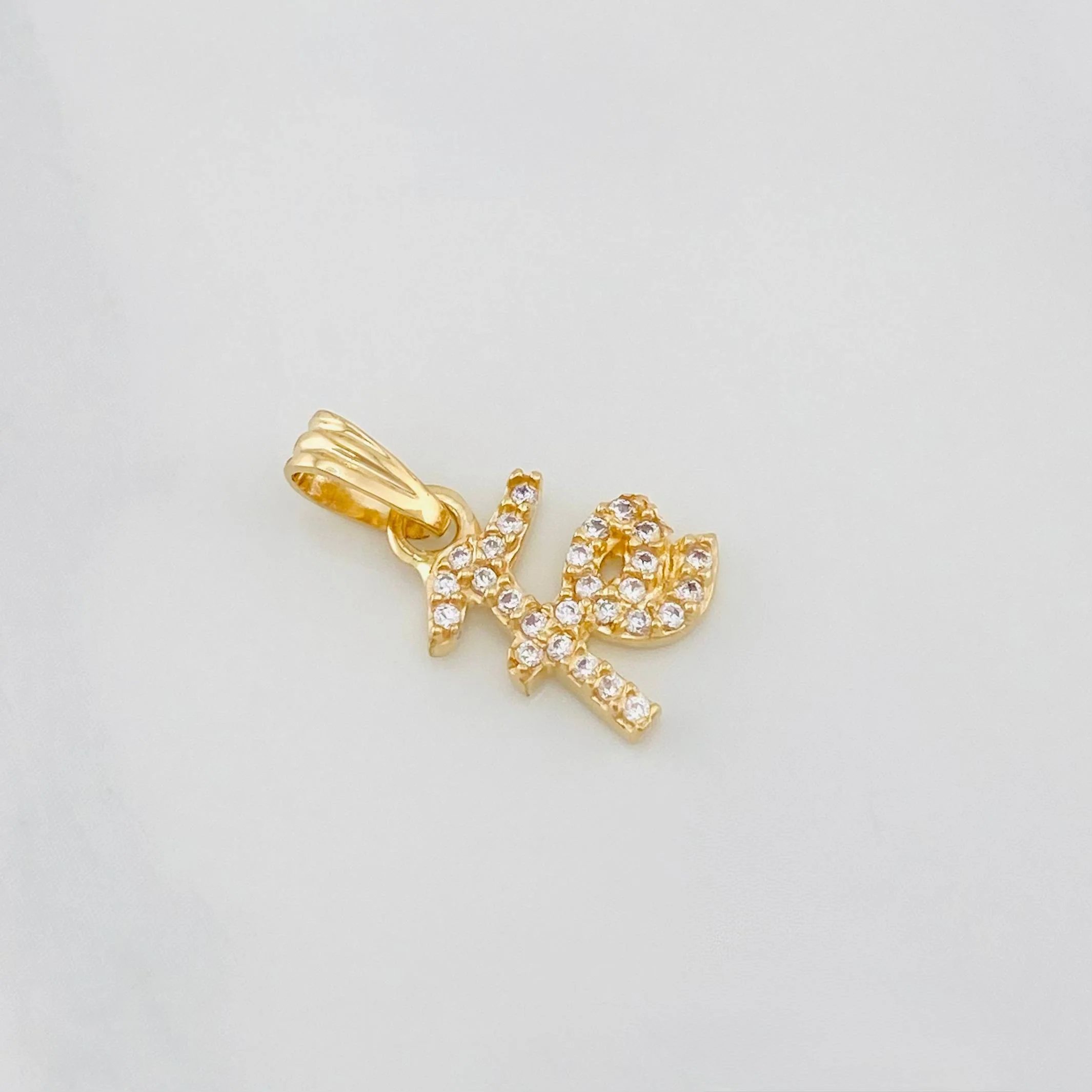 Dije Fe 1.1g / 1/2 in Oro Amarillo 18K - Image 2