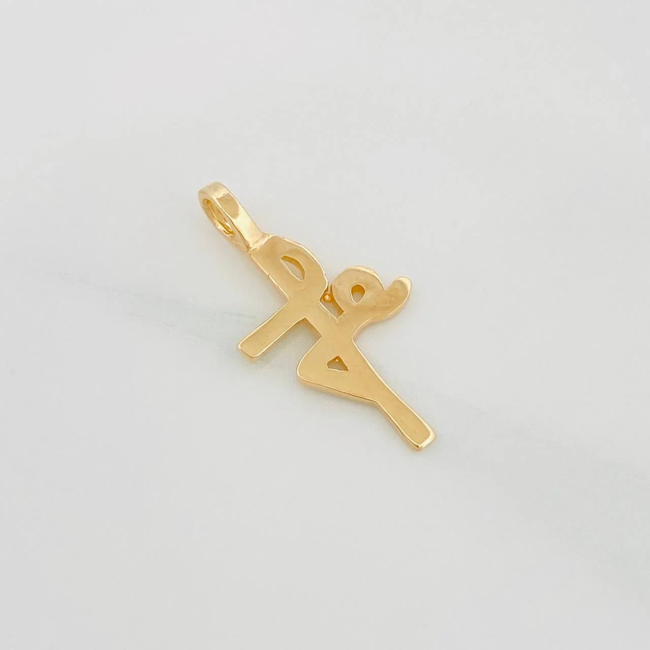 Dije Fe 1.2 g / 3/4 in Oro Amarillo 18K - Image 2