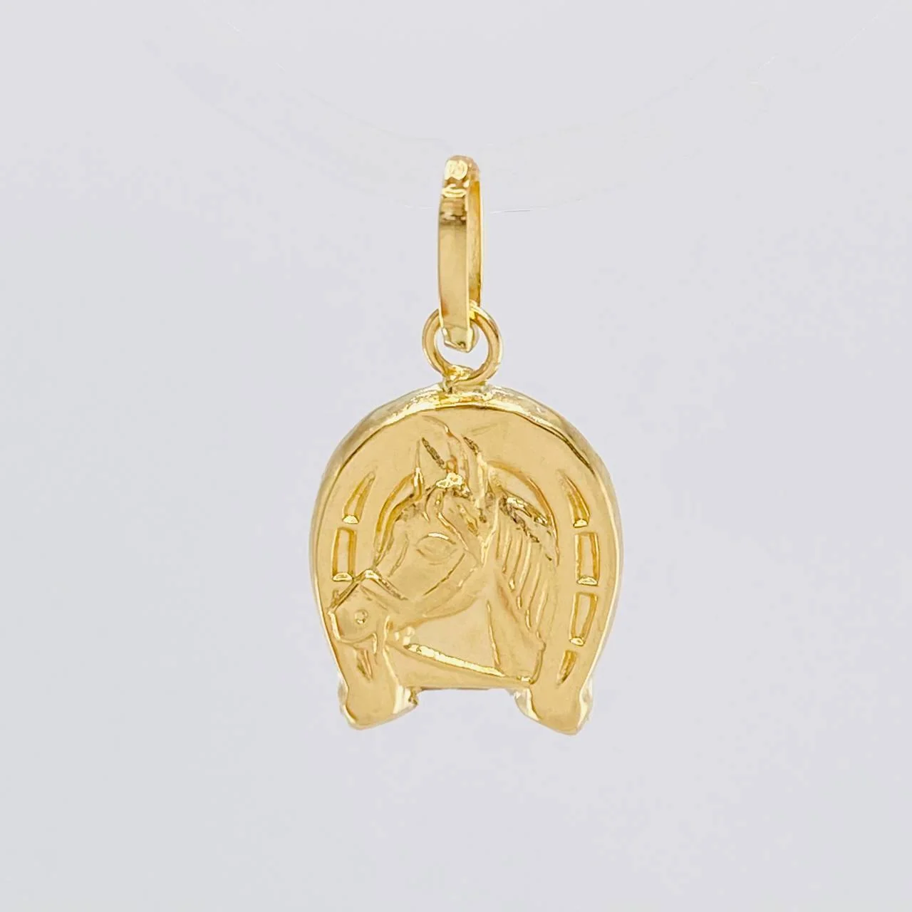 Dije Herradura Caballo 1.1 g / 3/4 in Oro Amarillo 18K - Image 2