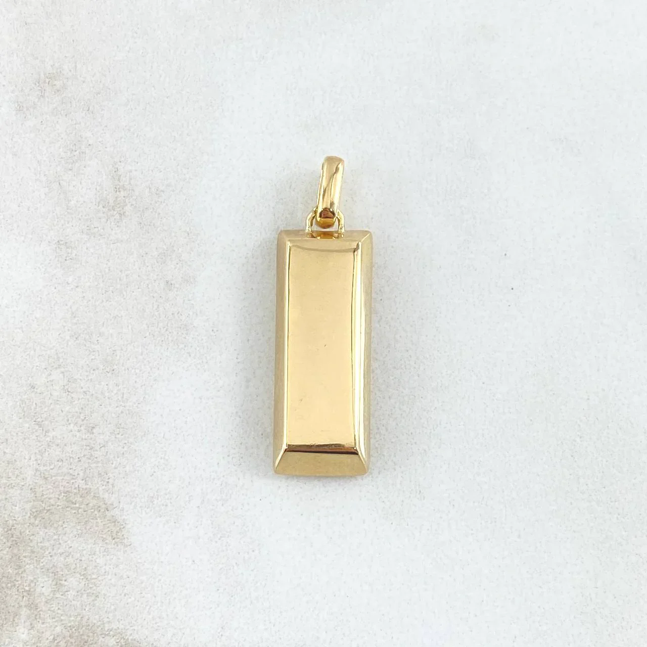 Dije Lingote 5.05 g / 1 1/4 in Oro Amarillo 18K
