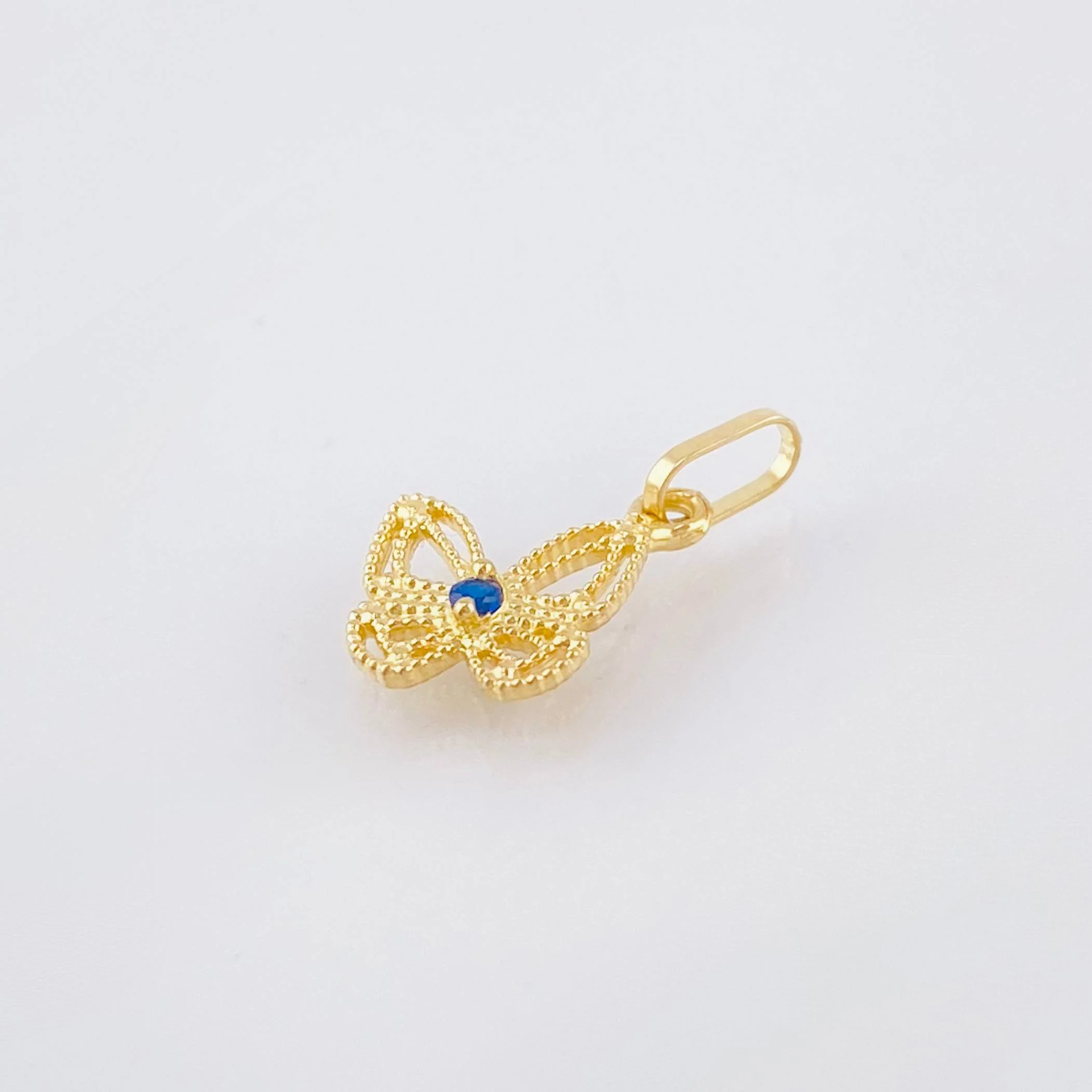 Dije Mariposa 0.45gr / 1/2 in / Oro Amarillo 18K - Image 2