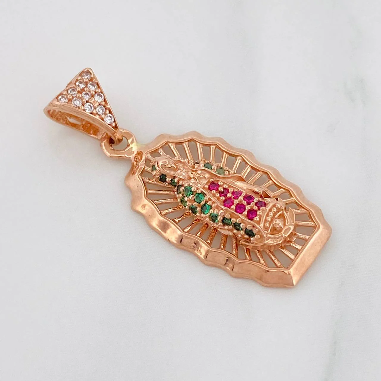 Dije Medalla Virgen Guadalupe 2.85g / 1 1/4 in Oro Rosa 18K - Image 2