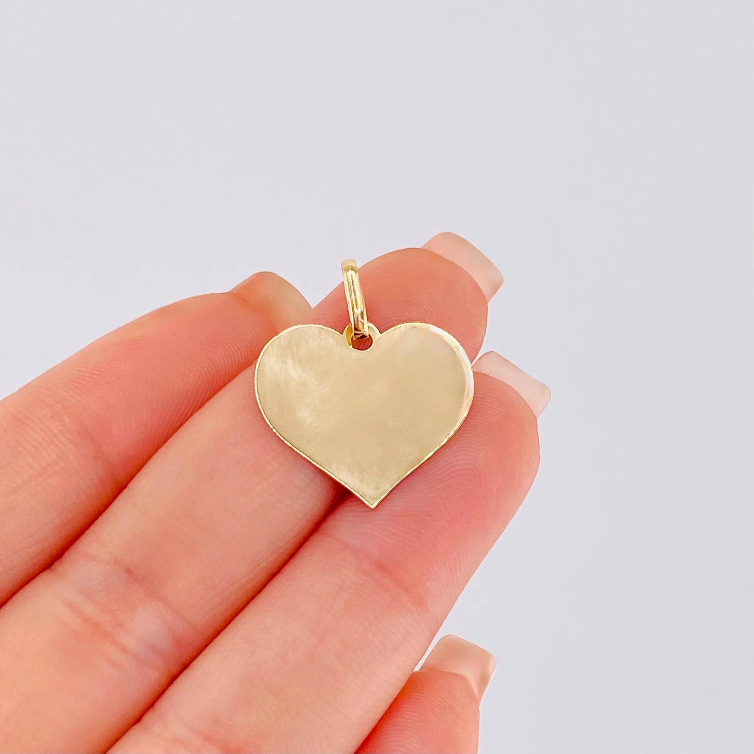 Dije Placa Corazón 1.1gr / 1 in / Oro Amarillo 18K * - Image 4