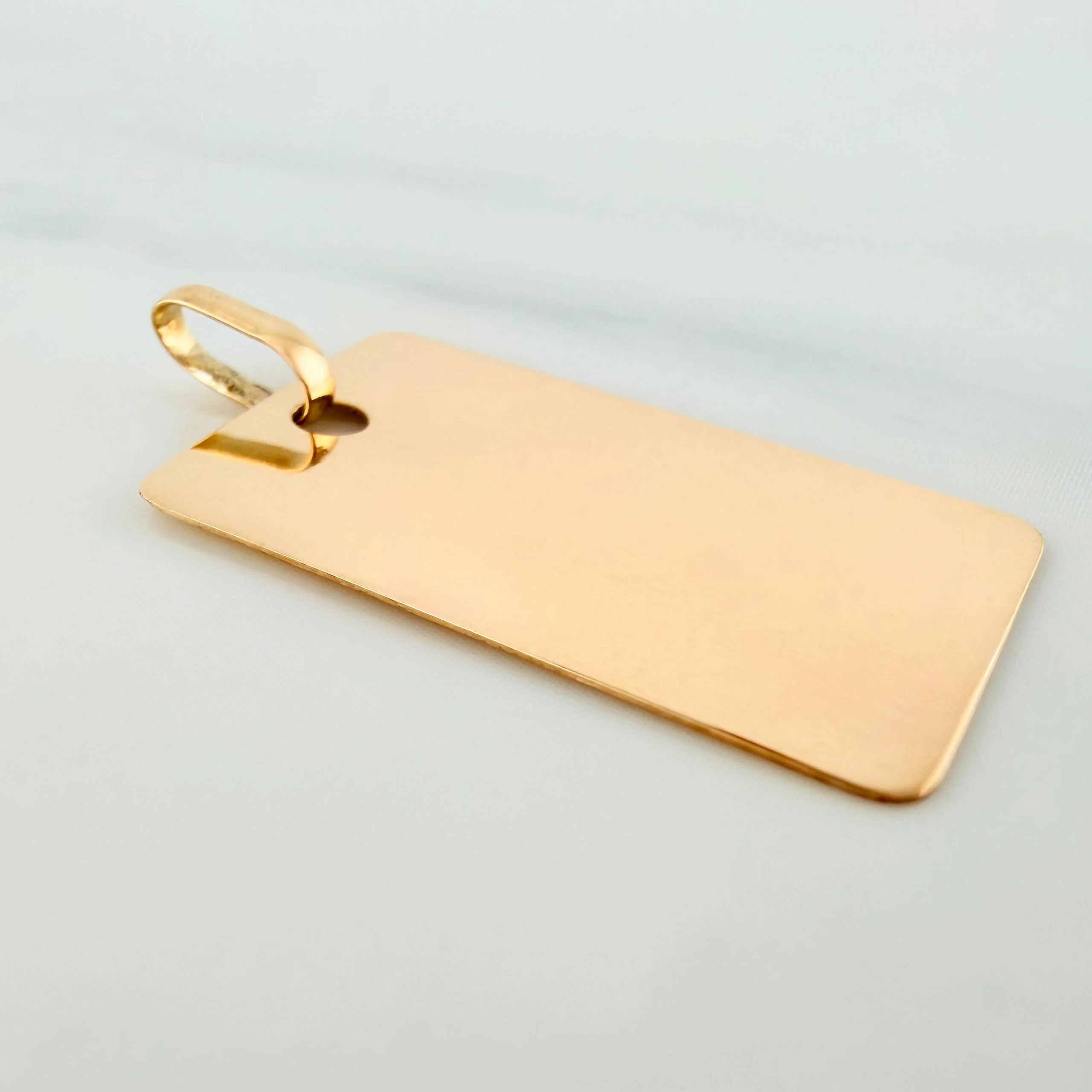 Dije Placa Rectangular 1.45 g / 1 in Oro Amarillo 18K - Image 3