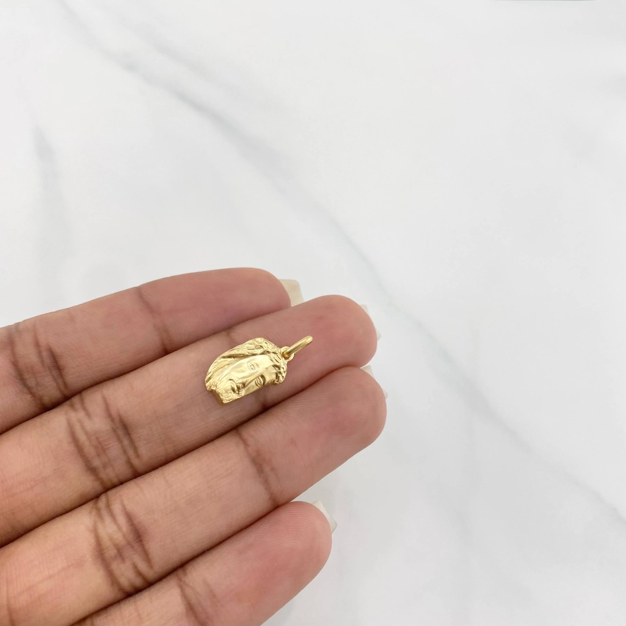 Dije Rostro cristo 0.7g / 3/4 in Oro Amarillo 18K - Image 4