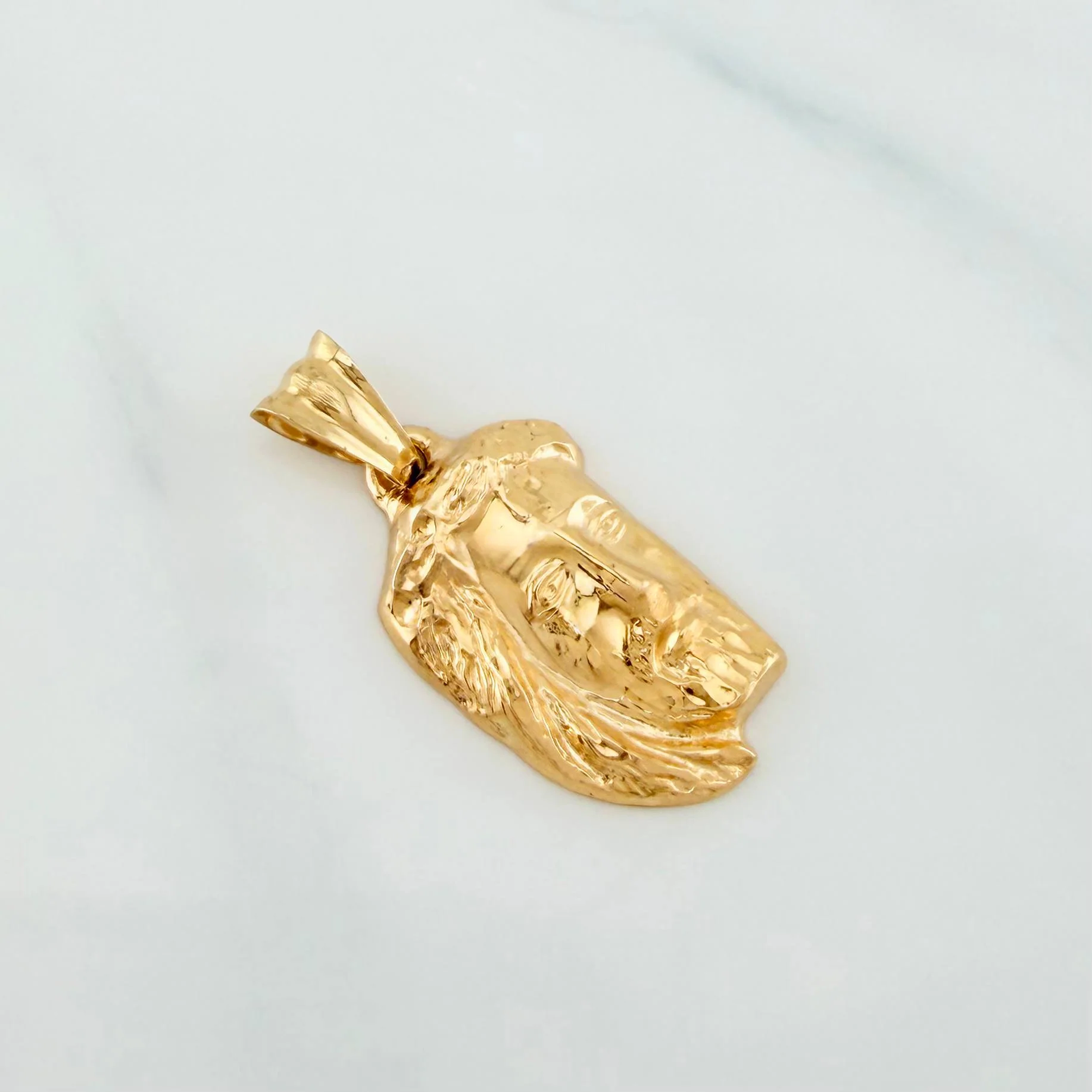 Dije Rostro Cristo 2.7 g / 1 1/4 in Oro Amarillo 18K - Image 2