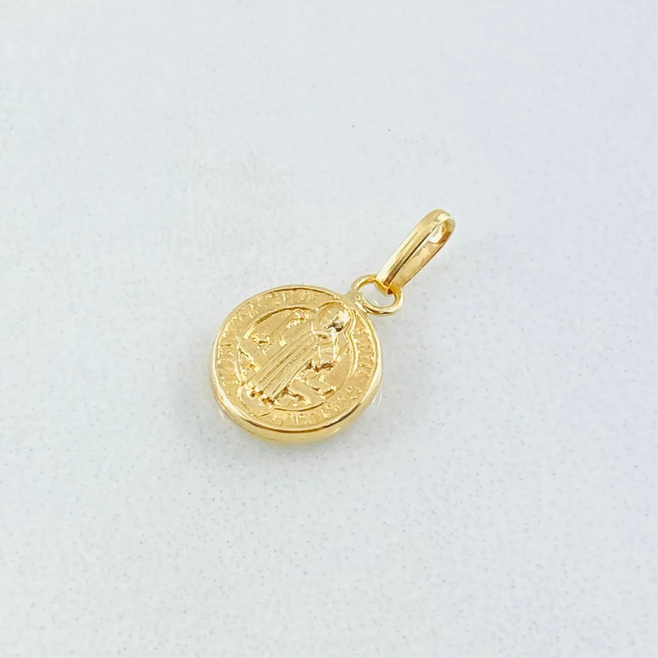 Dije San Benito 0.4 g / 1/2 in Oro Amarillo 18K - Image 3