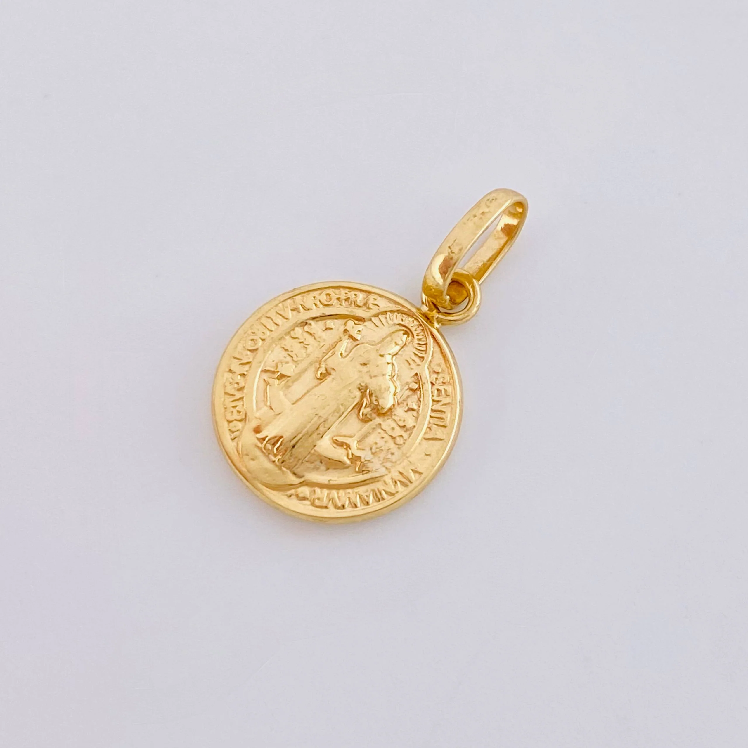 Dije San Benito 0.7gr / 3/4 in / Oro Amarillo 18K - Image 3