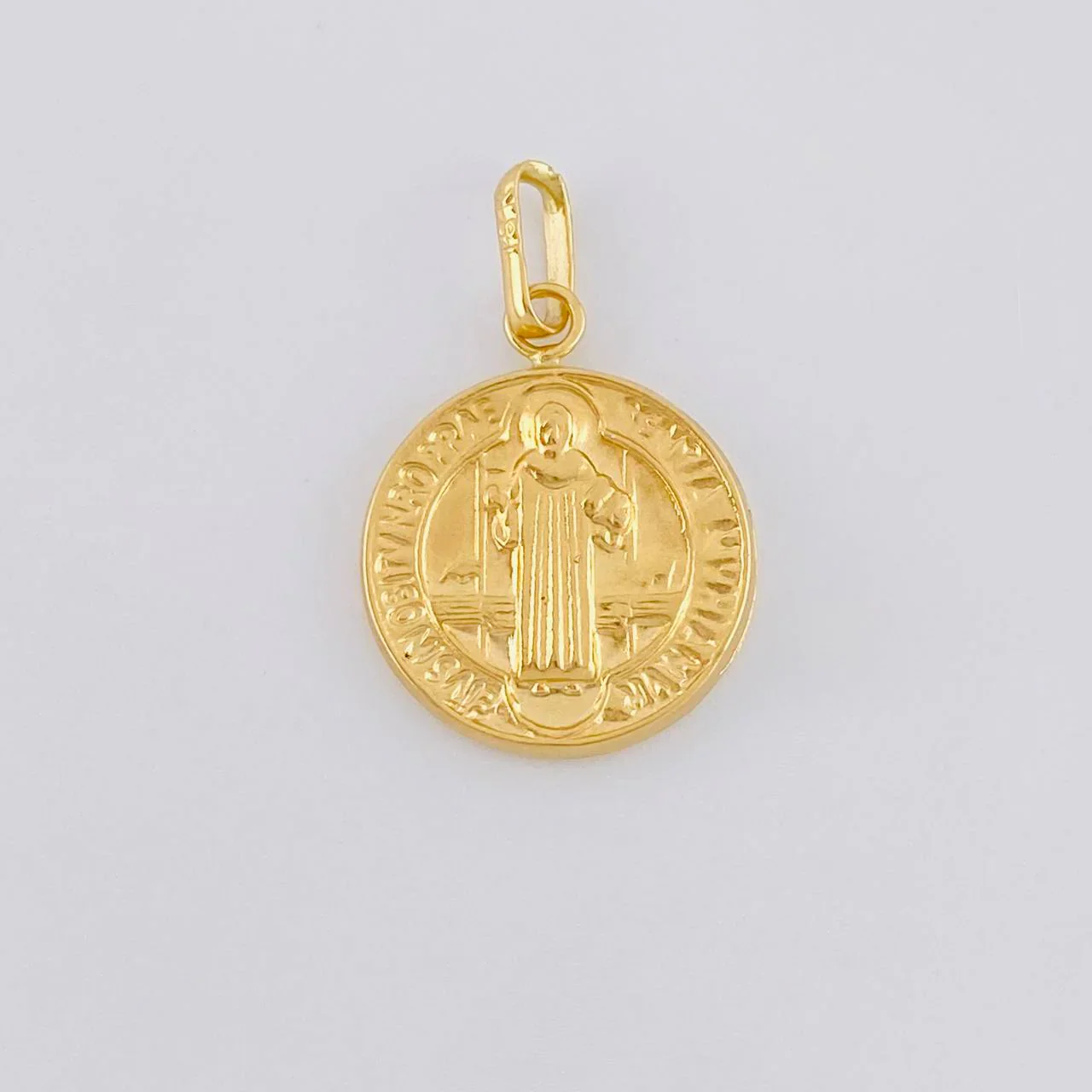 Dije San Benito 1.35 g / 1 in Oro Amarillo 18K