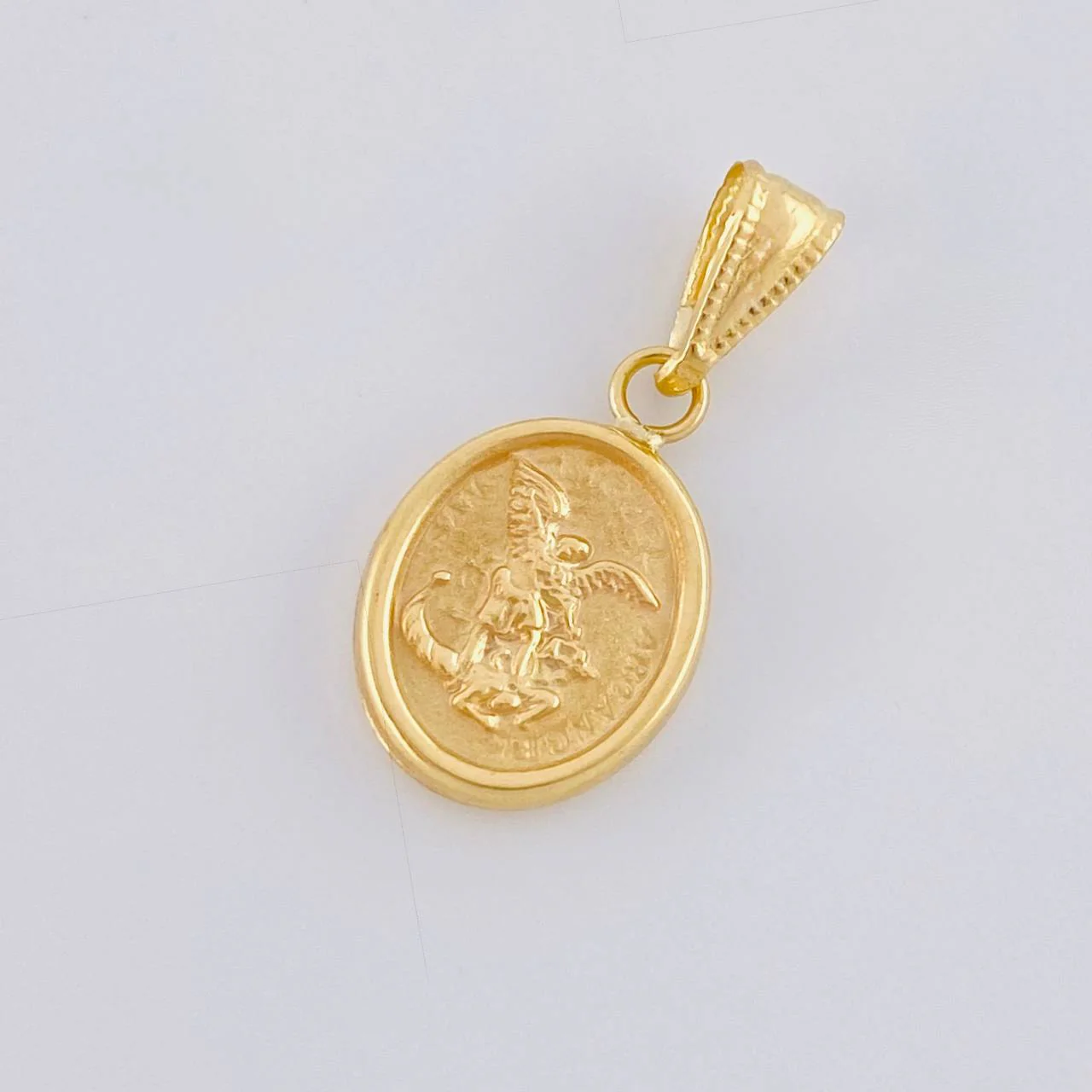 Dije San Miguel Mate 0.9 g / 3/4 in Oro Amarillo 18K - Image 3