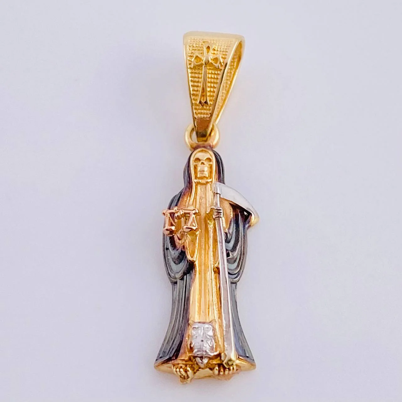 Dije Santa Muerte 2.45 g / 1 1/4 in Tres Oros 18K