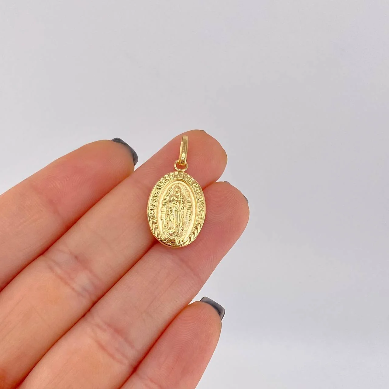 Dije Virgen De Guadalupe 1.15 g / 1 in Oro Amarillo 18K - Image 5