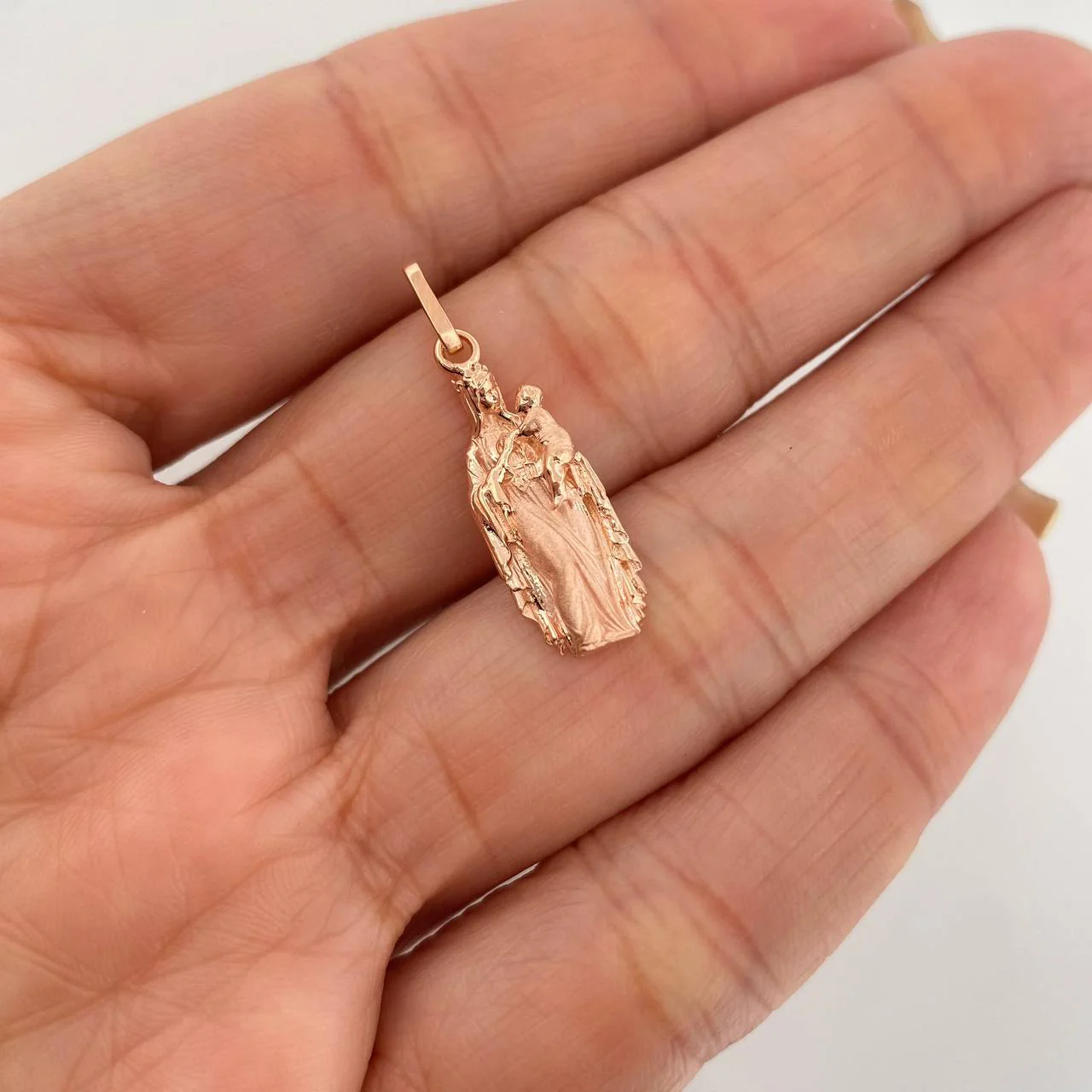Dije Virgen del Carmen 2.2g / 1 1/4 in Oro Rosa 18K - Image 4