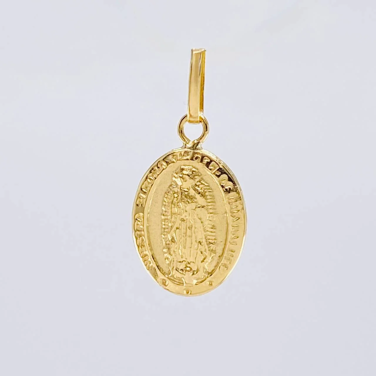 Dije Virgen Guadalupe 0.55 g / 3/4 in Oro Amarillo 18K - Image 2
