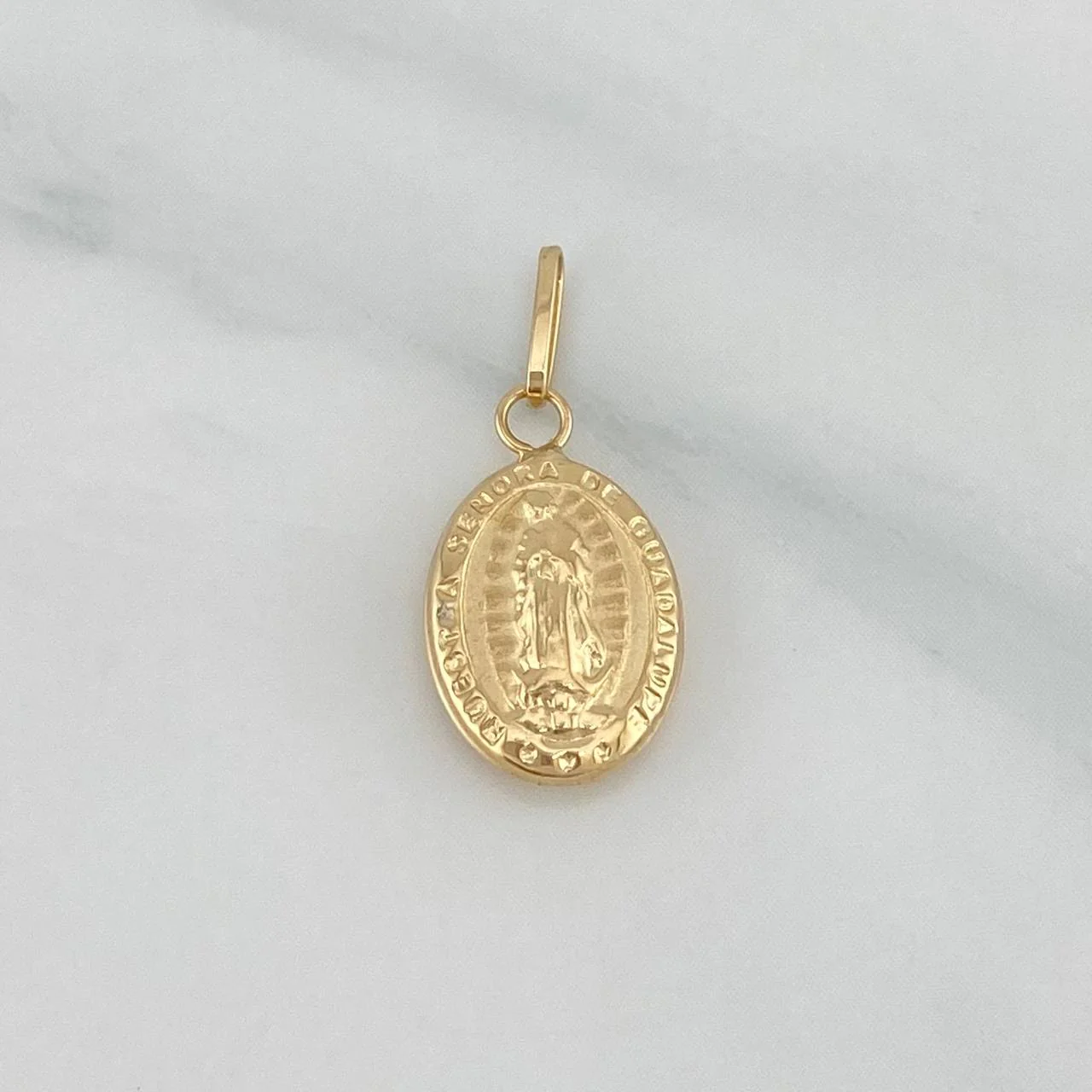 Dije Virgen Guadalupe 0.6 g / 3/4 in Oro Amarillo 18K
