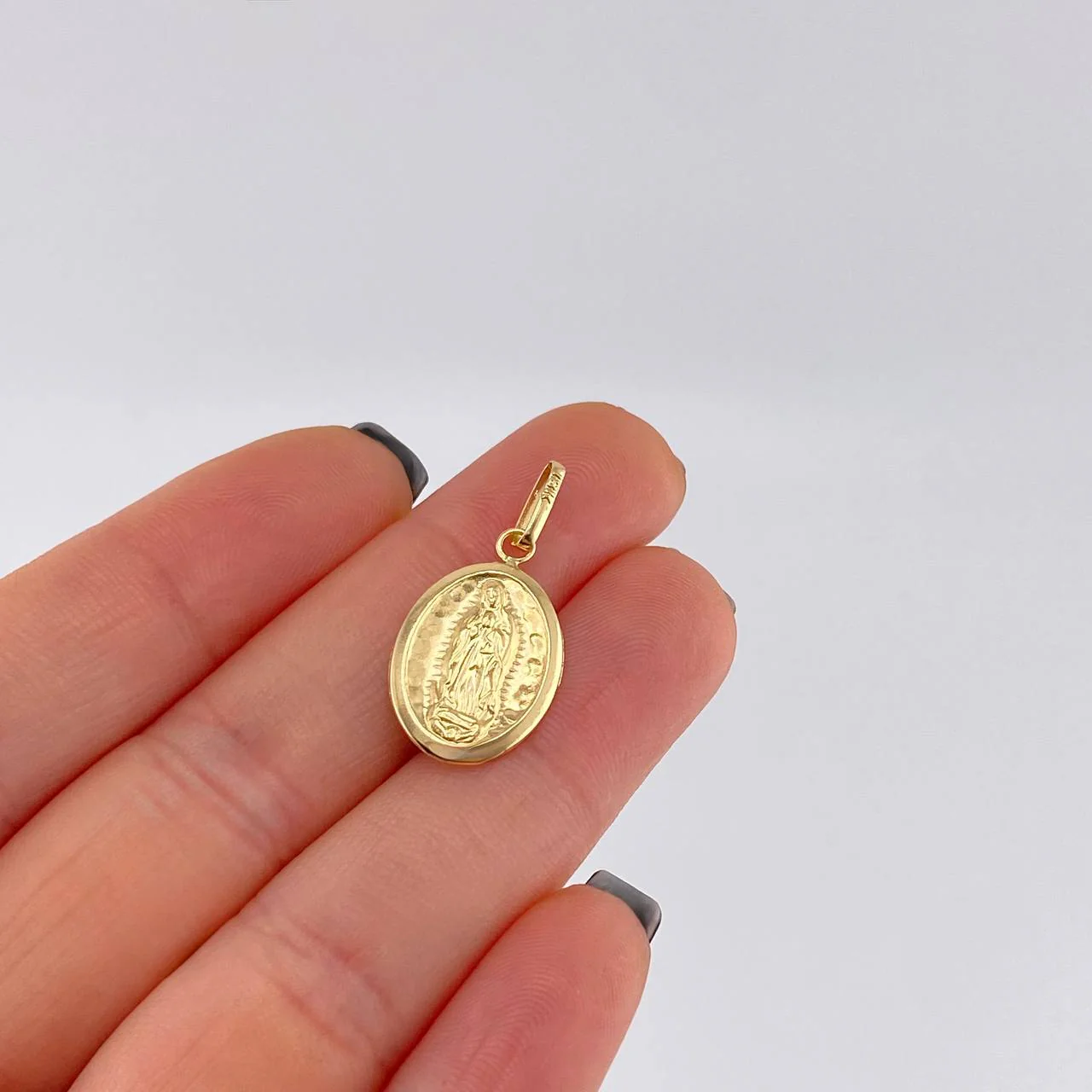 Dije Virgen Guadalupe 0.95 g / 1 in Oro Amarillo 18K - Image 4