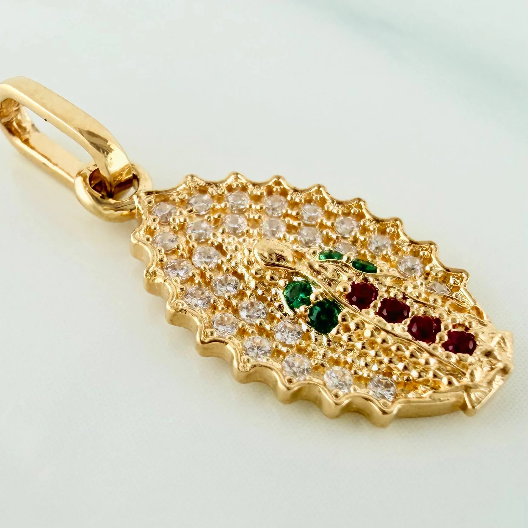 Dije Virgen Guadalupe 1.15 g / 3/4 in Oro Amarillo 18K - Image 2