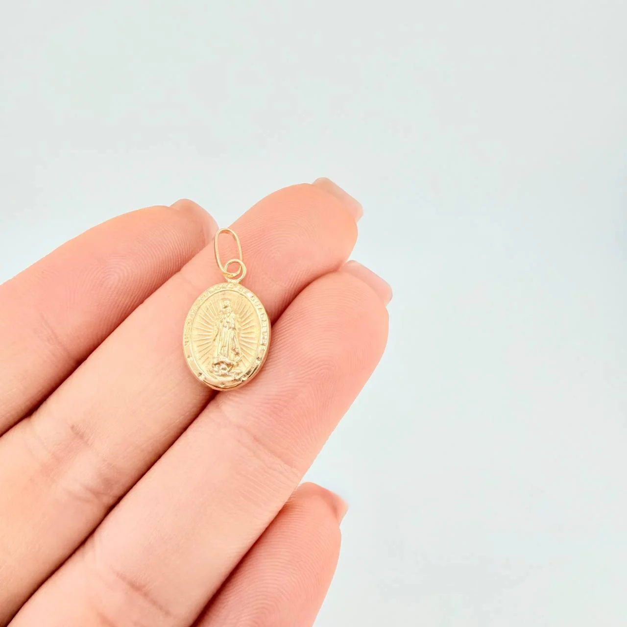 Dije Virgen Guadalupe Mate 0.65 g / 3/4 in Oro Amarillo 18K - Image 4