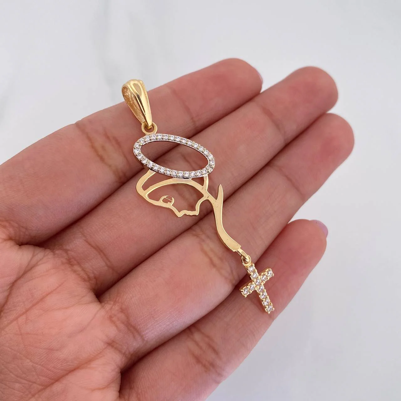 Dije Virgen Maria Cruz 2.6 g / 2 1/4 in Dos Oros Amarillo Blanco 18K - Image 4