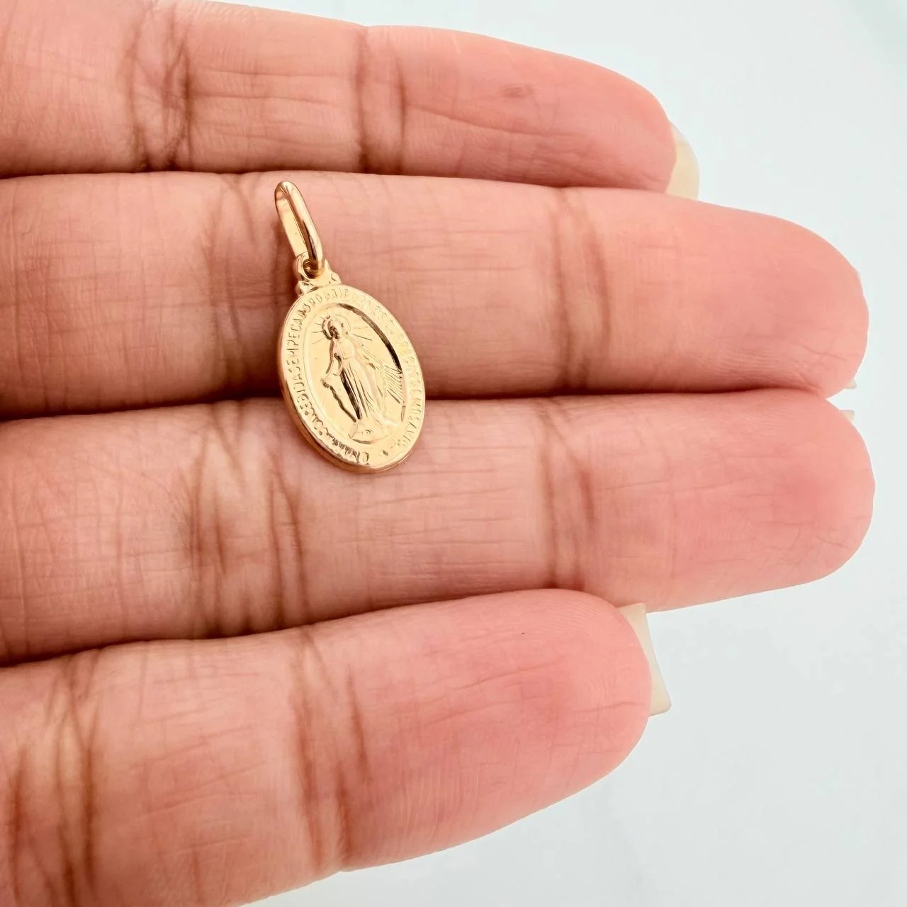 Dije Virgen Milagrosa 0.95gr / 3/4 in / Oro Amarillo 18K & - Image 4