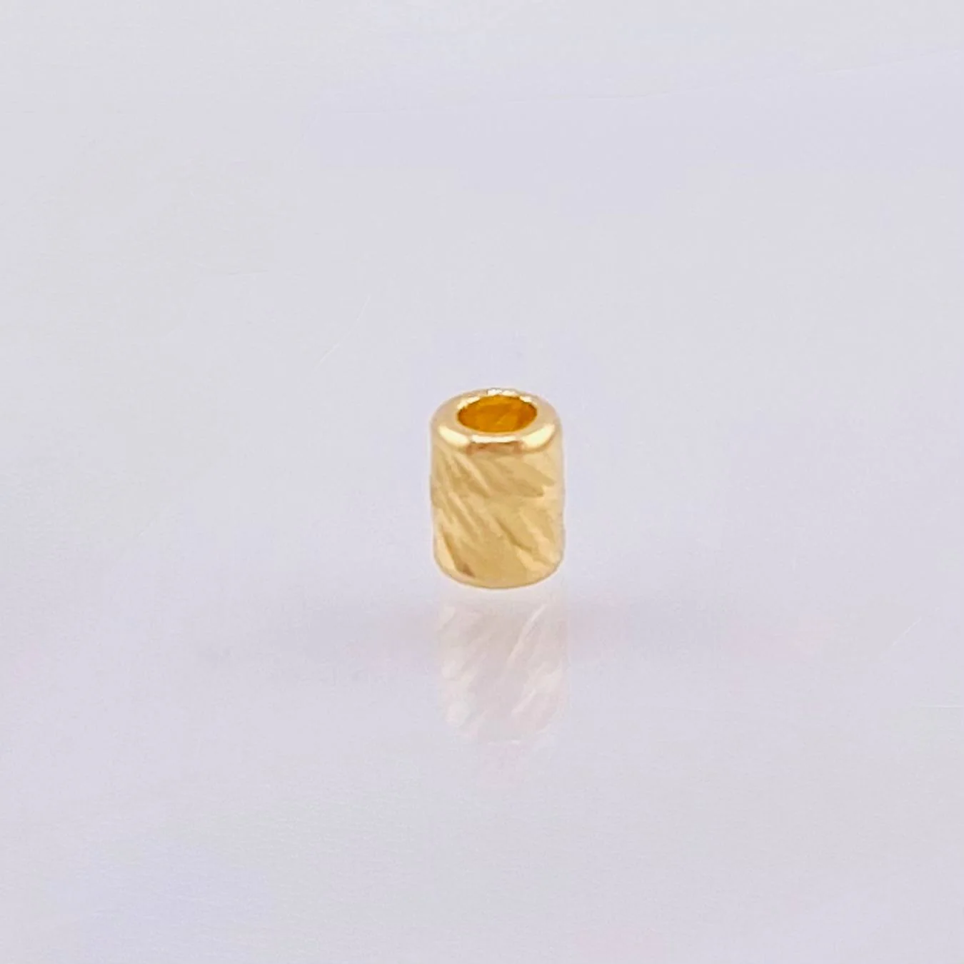 Herraje Cilindro 0.1gr / 4mm Oro Amarillo 18K © - Image 2