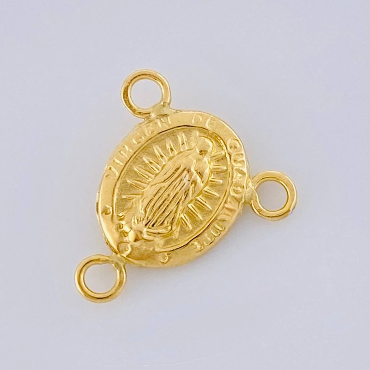 Herraje Crucero Virgen De Guadalupe 0.4 g / 1/2 in Oro Amarillo 18K - Image 2