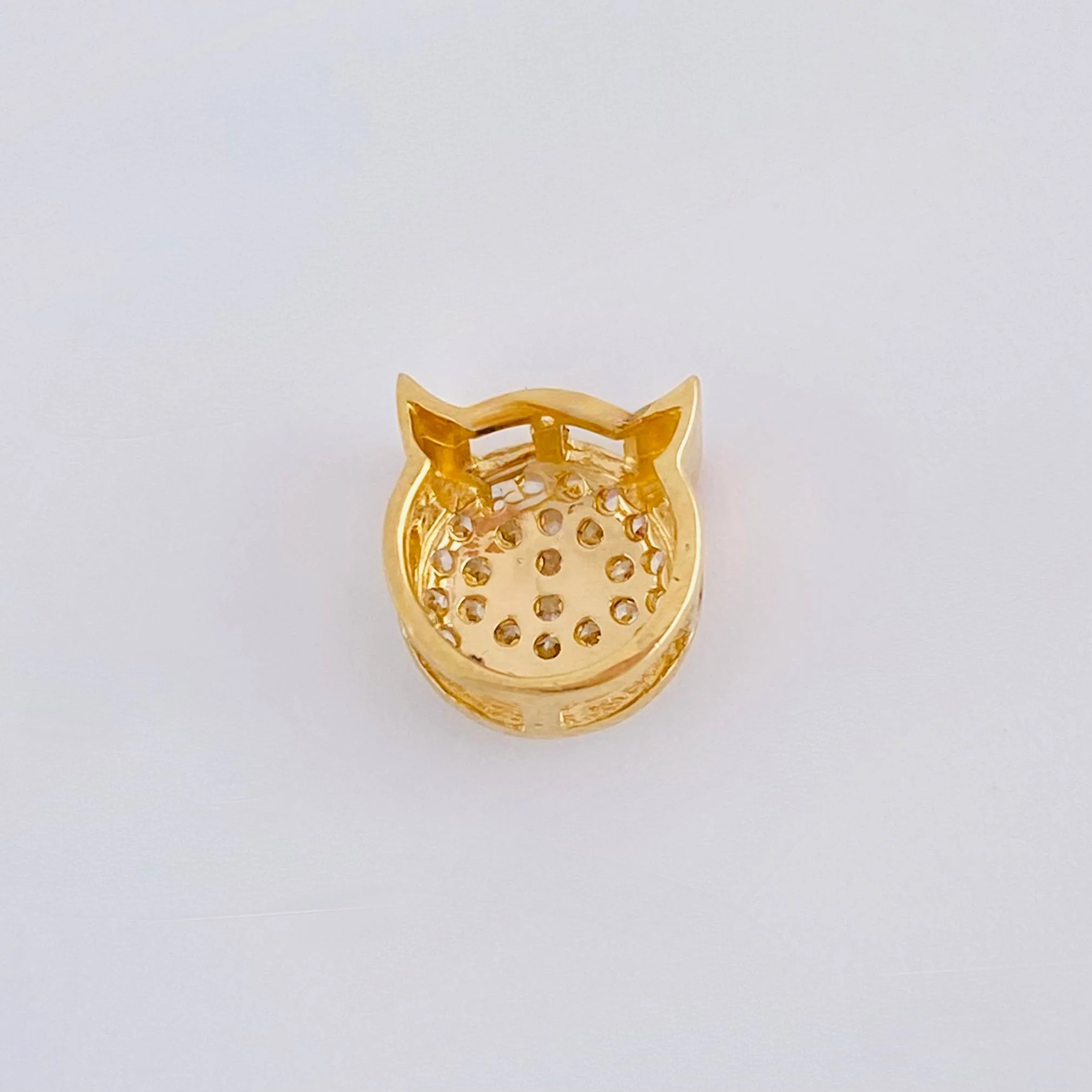 Herraje Emoji Diablo Cachos Rojos 1.05gr / 1/4 in / Oro Amarillo 18K * - Image 3