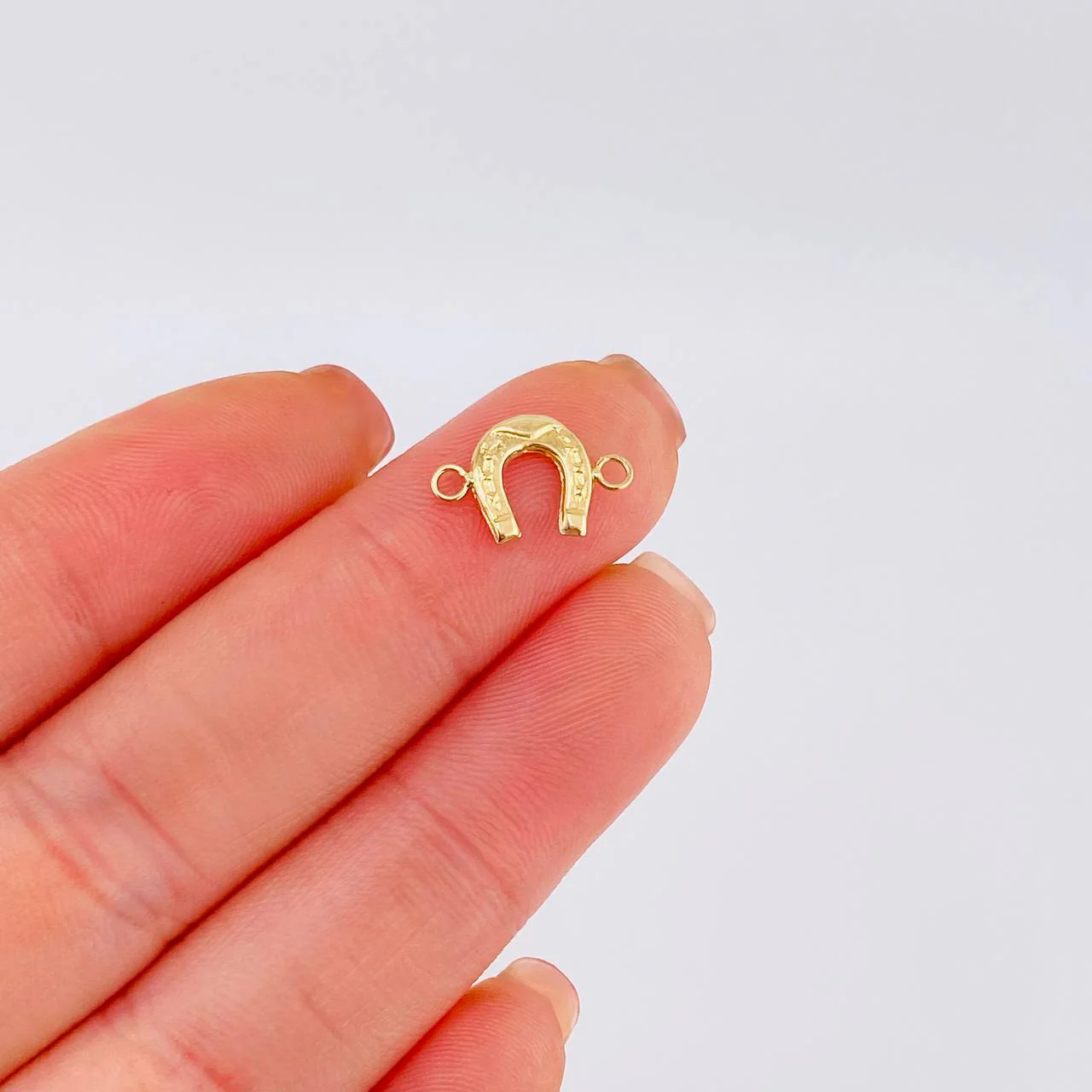 Herraje Herradura 0.3 g / 1/2 in Oro Amarillo 18K - Image 3