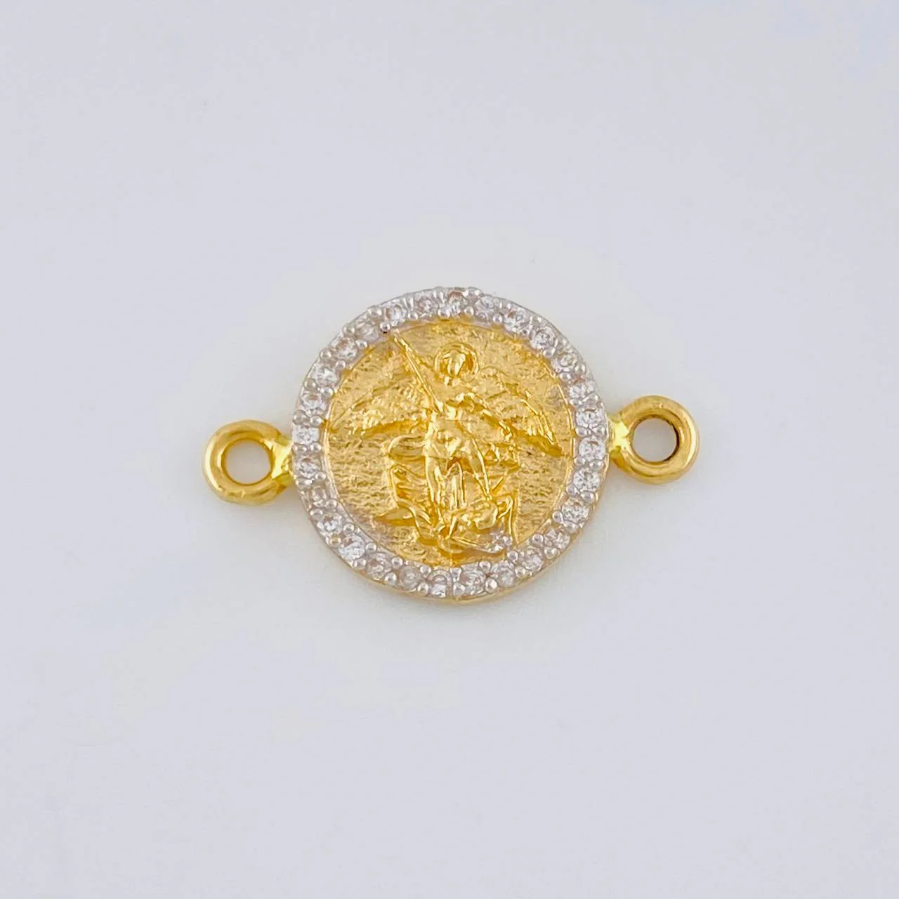 Herraje Medalla San Miguel 1.55 g / 3/4 in Dos Oros Amarillo Blanco 18K