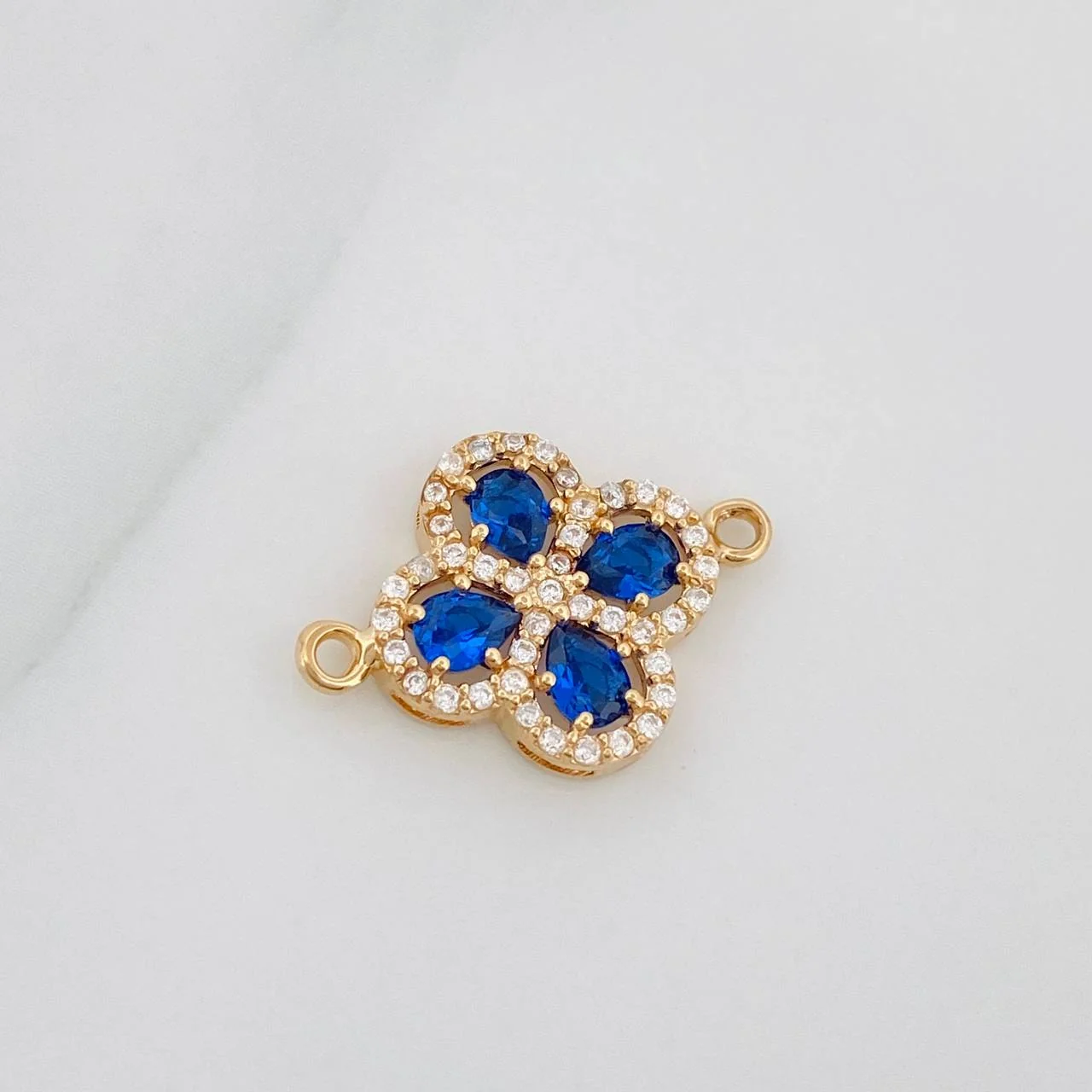 Herraje Trebol 1.65 g / 3/4 in Oro Amarillo 18K - Image 2