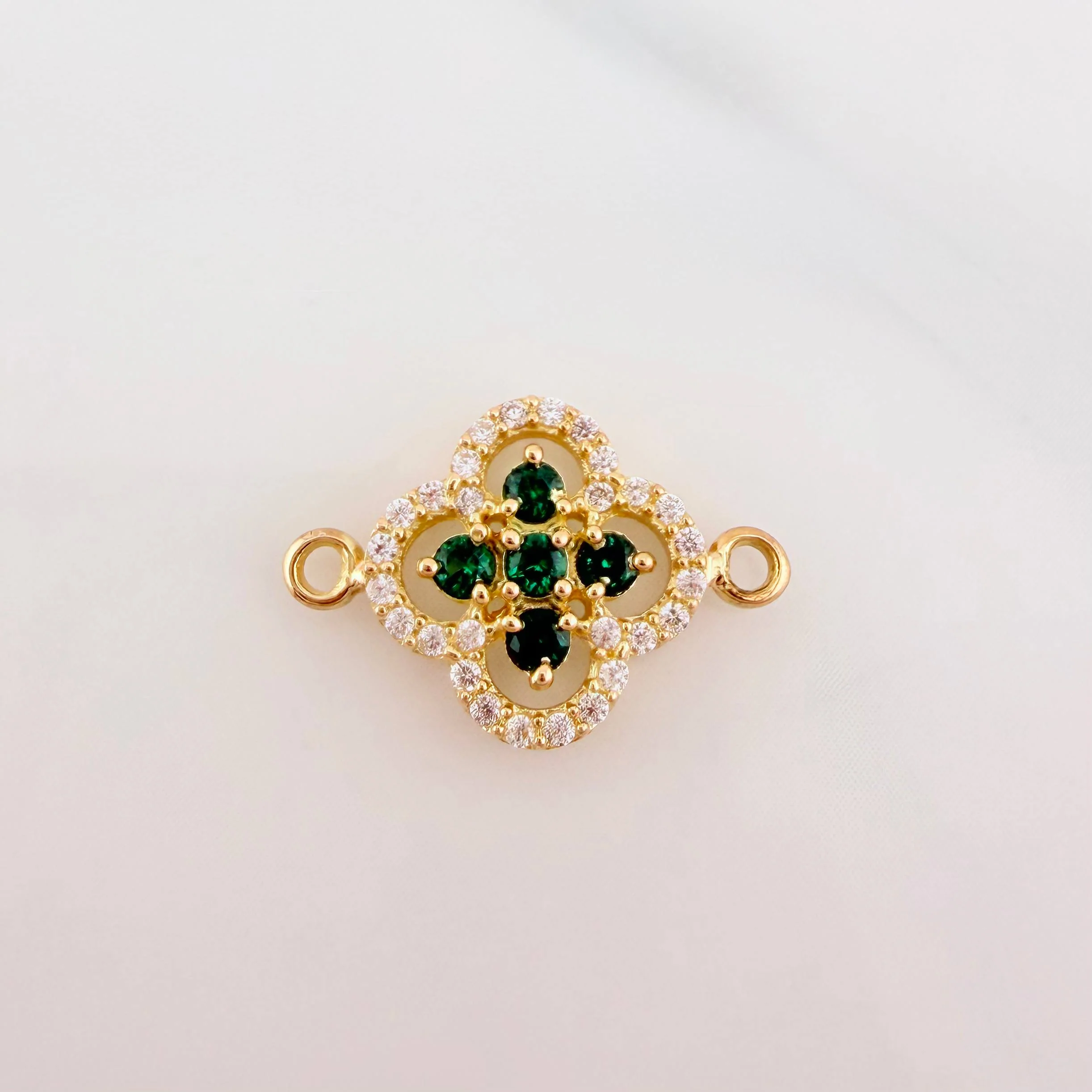 Herraje Trebol Doble 1.5 g / 3/4 in Oro Amarillo 18K