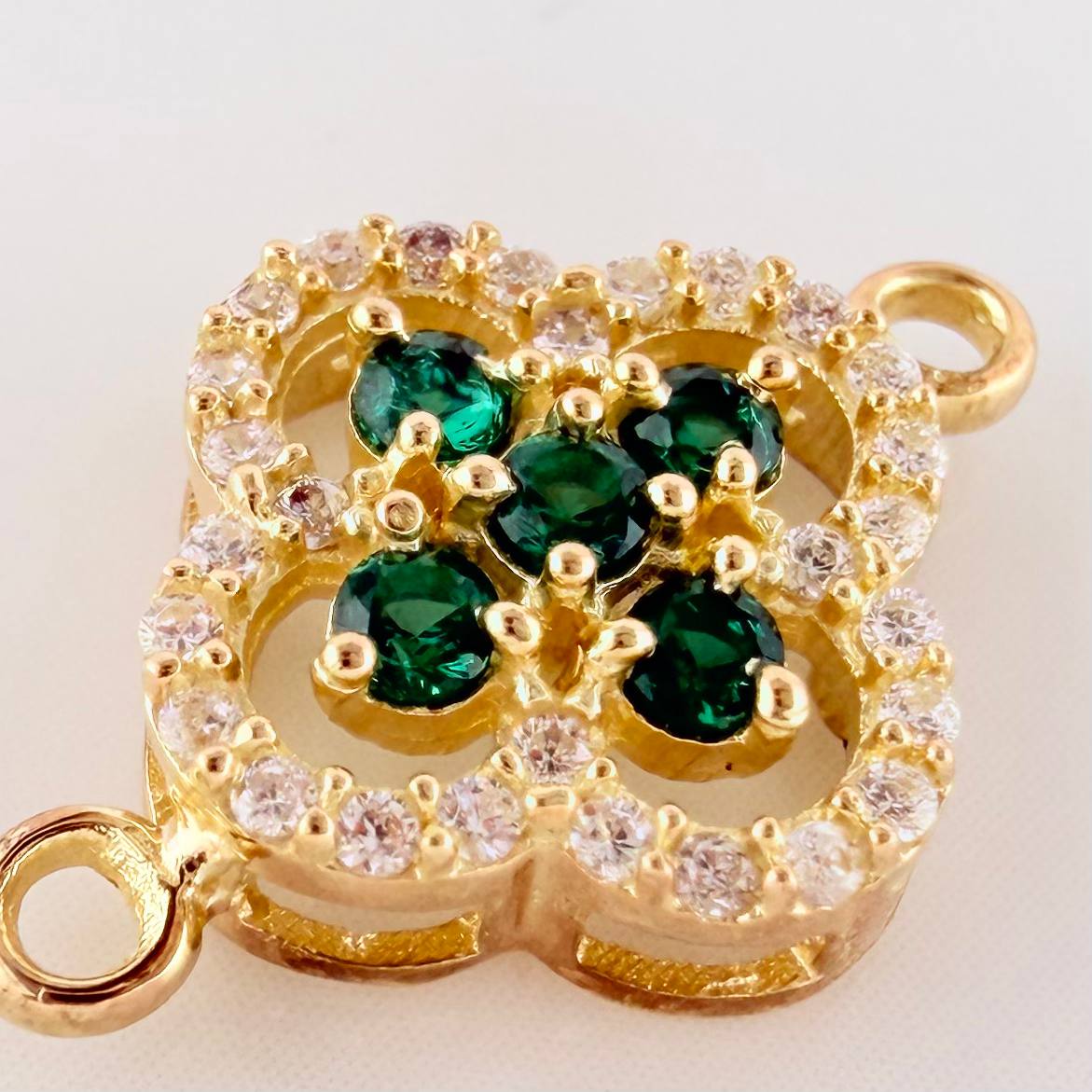 Herraje Trebol Doble 1.5 g / 3/4 in Oro Amarillo 18K - Image 3