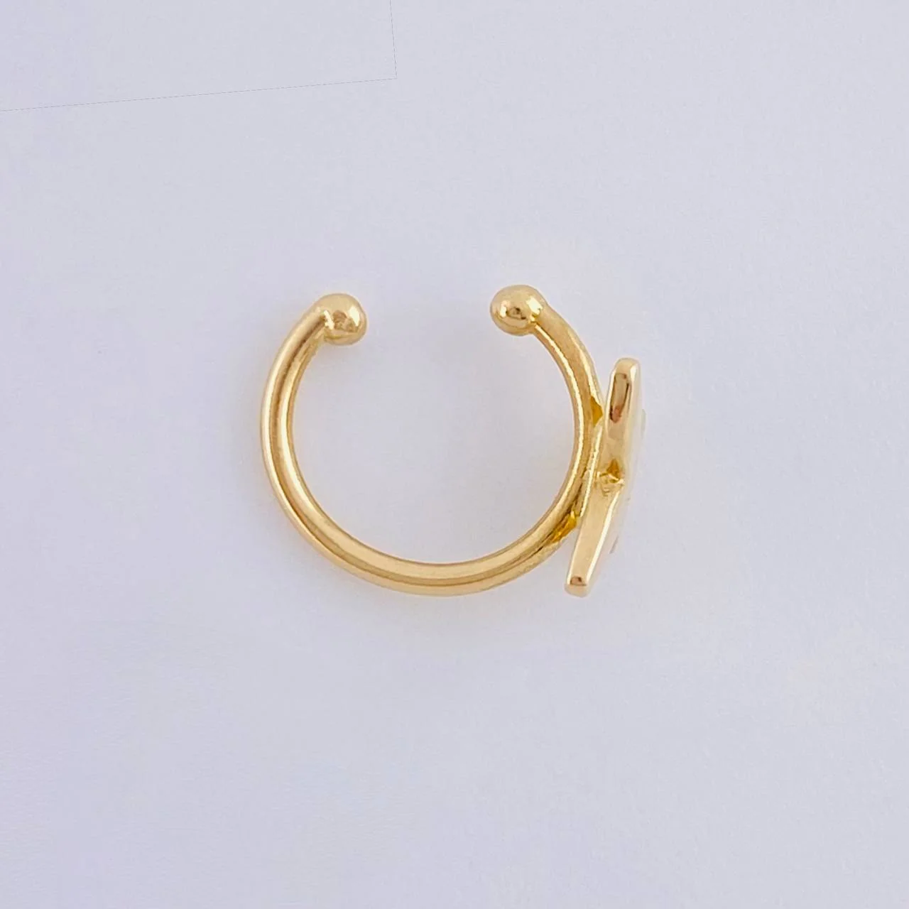 Piercing Earcuff Simulador Aro Mariposa 0.55 g / 1/2 in Oro Amarillo 18K - Image 2