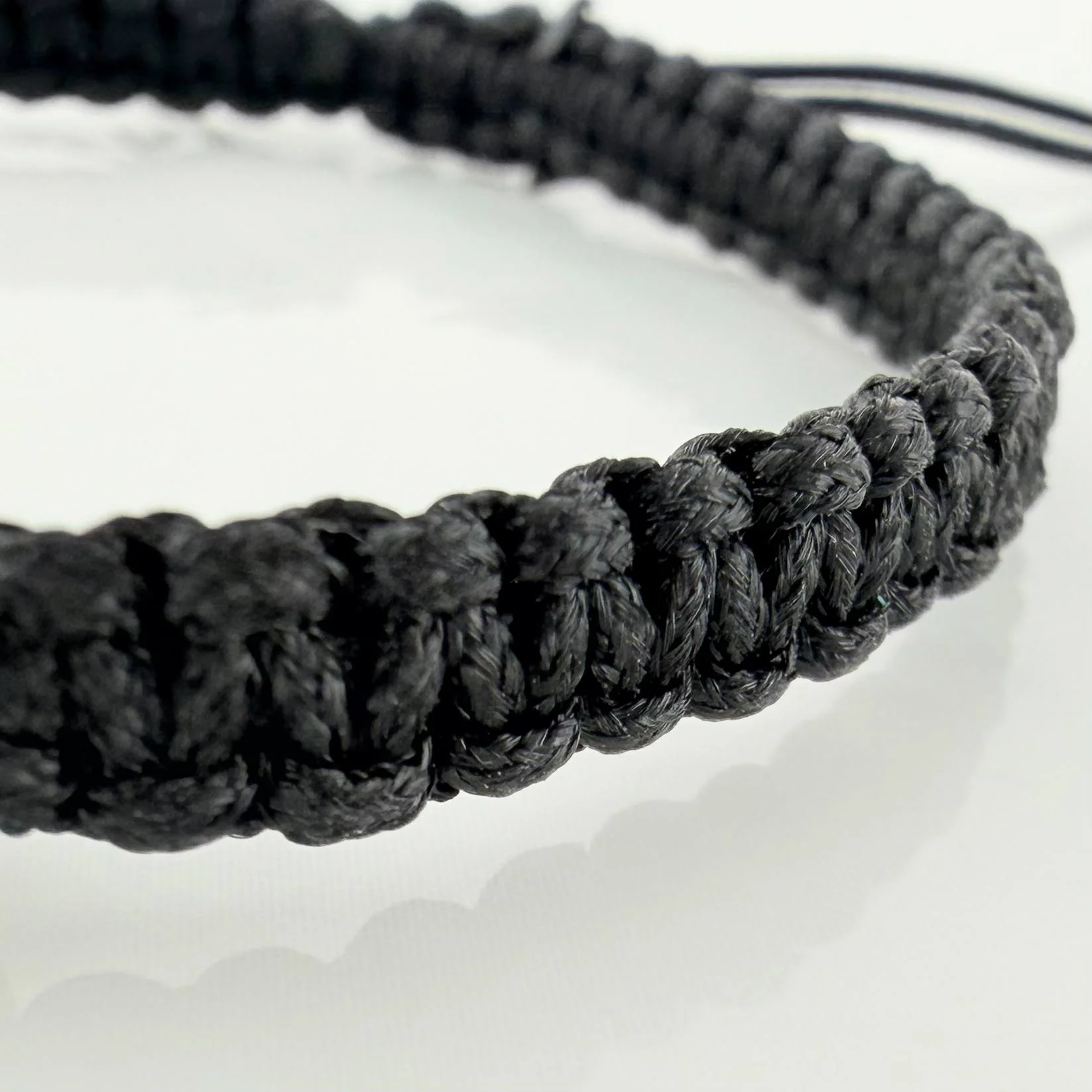 Pulsera Tejida Negra Morralla 6Mm 4Und Oro Amarillo 18K - Image 4