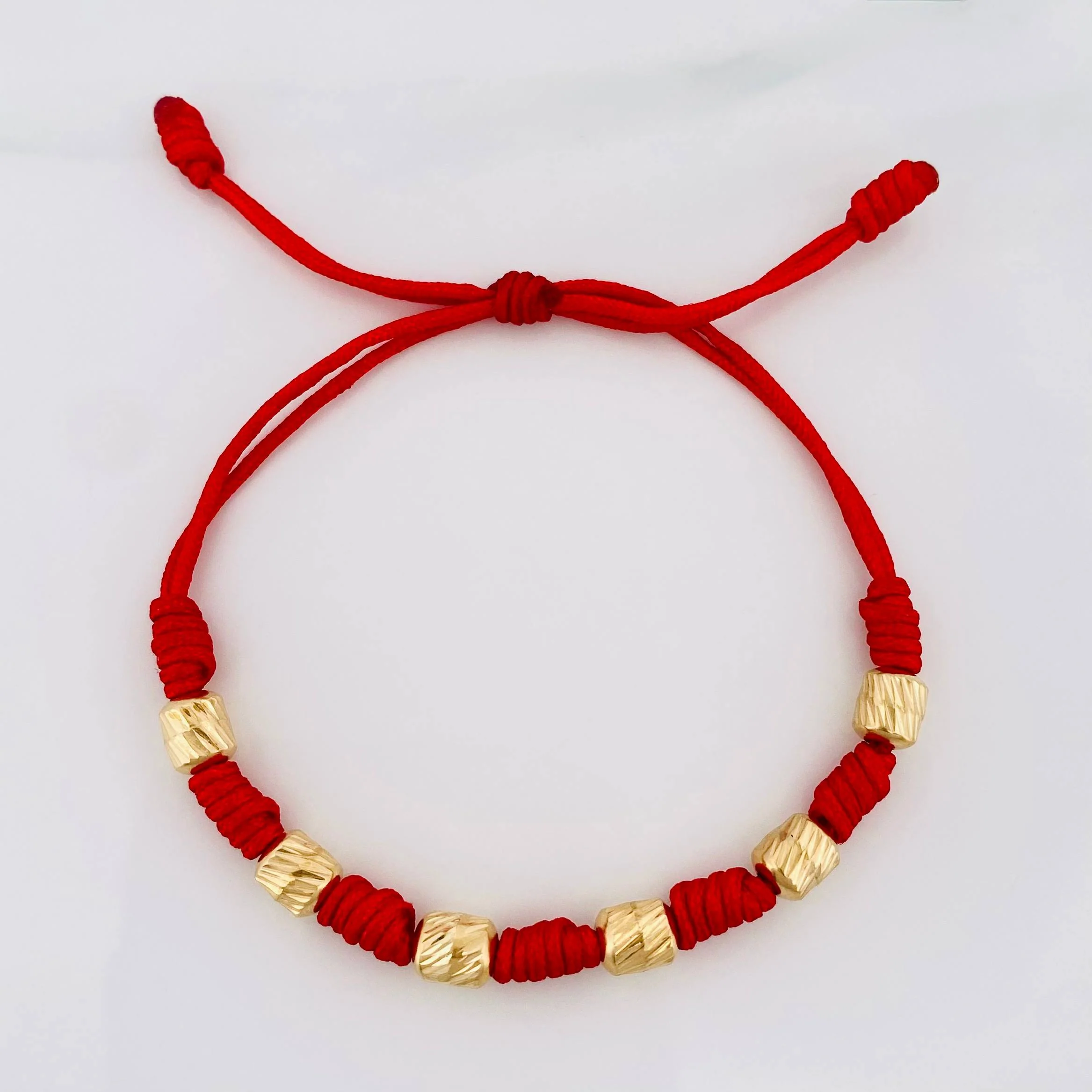 Pulsera Tejida Roja Siete Nudos 5Mm Oro Amarillo 18K - Image 3